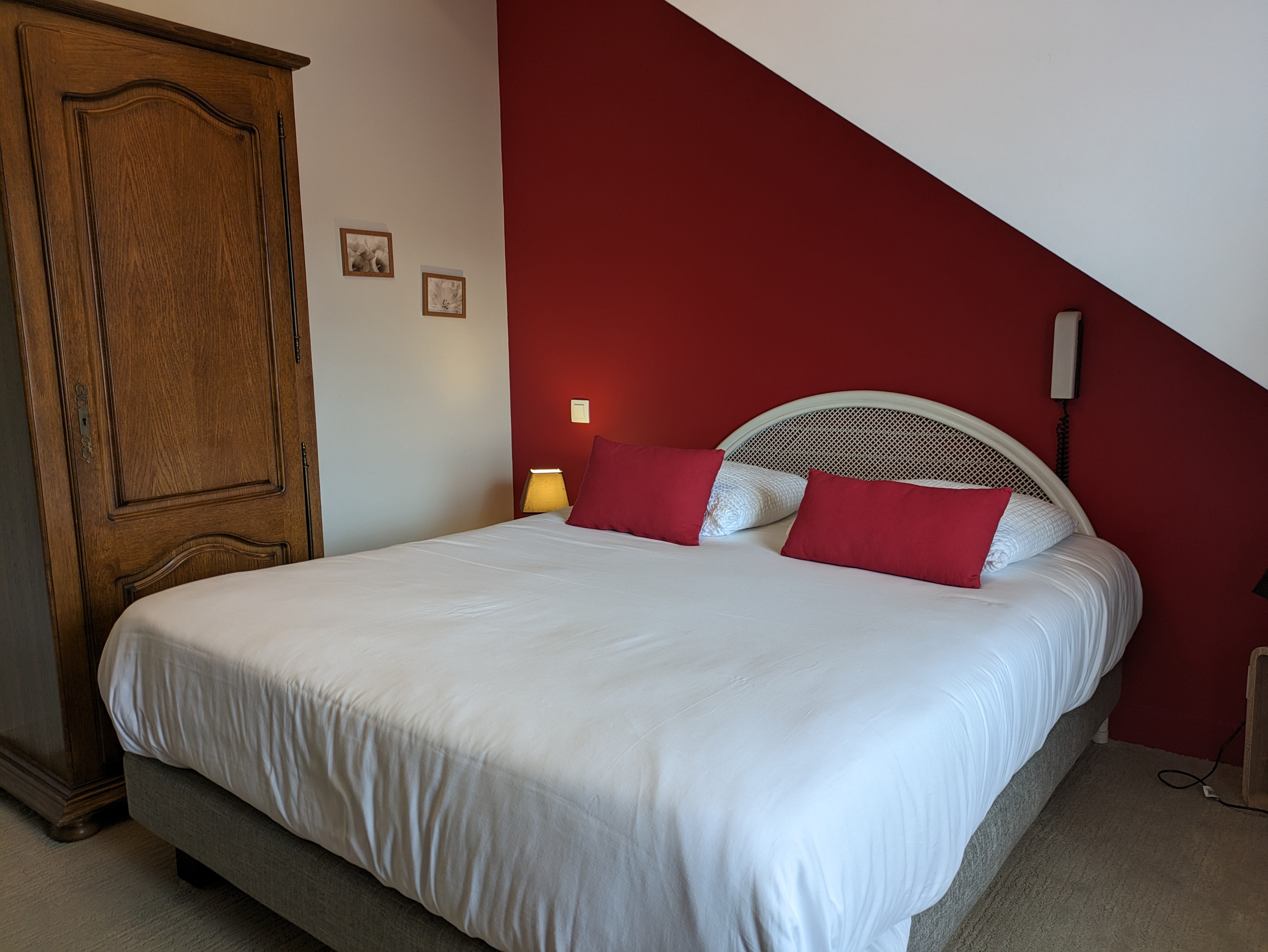 Logis Hotel le Saint Florent