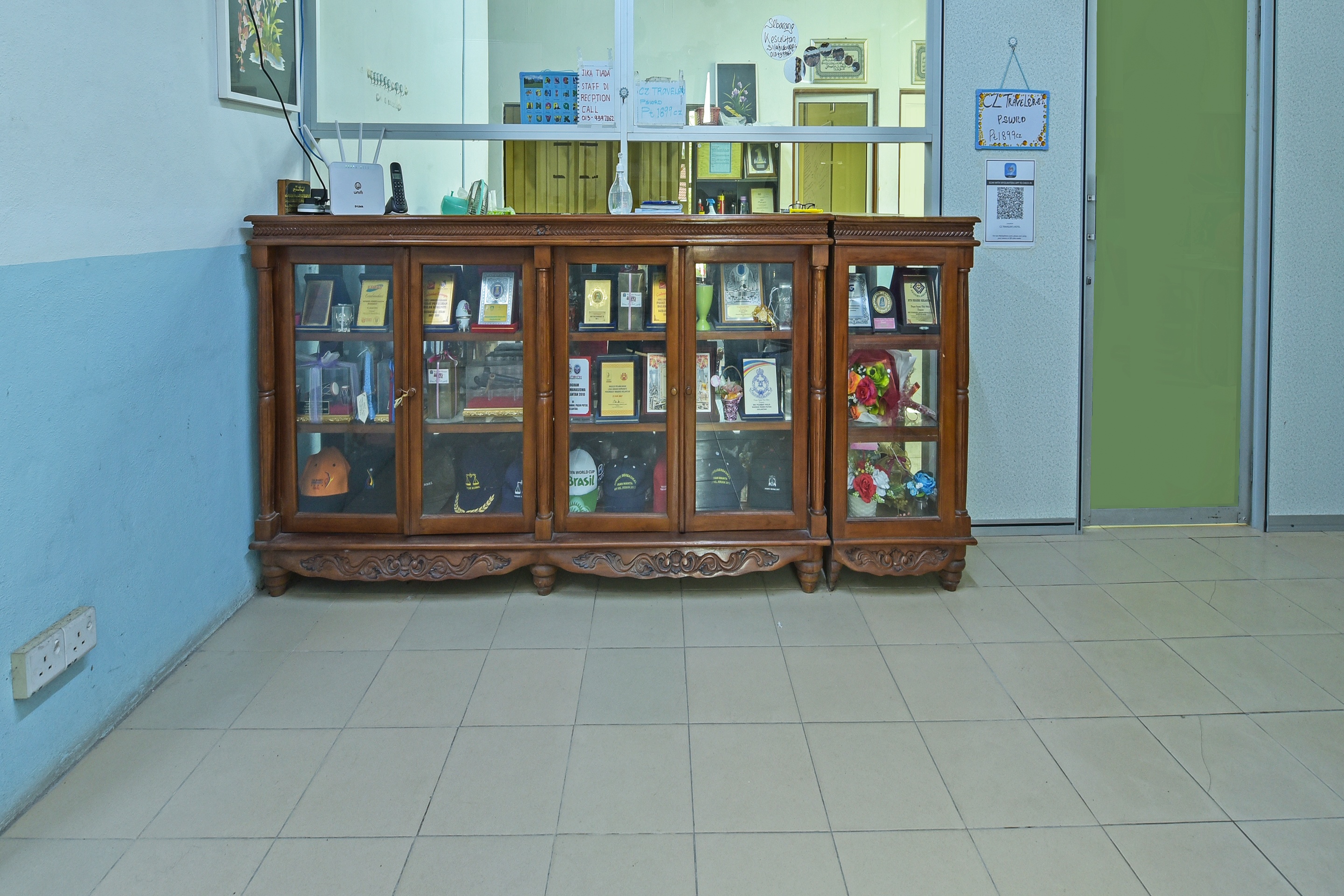 90441 Cz Traveler's Hotel