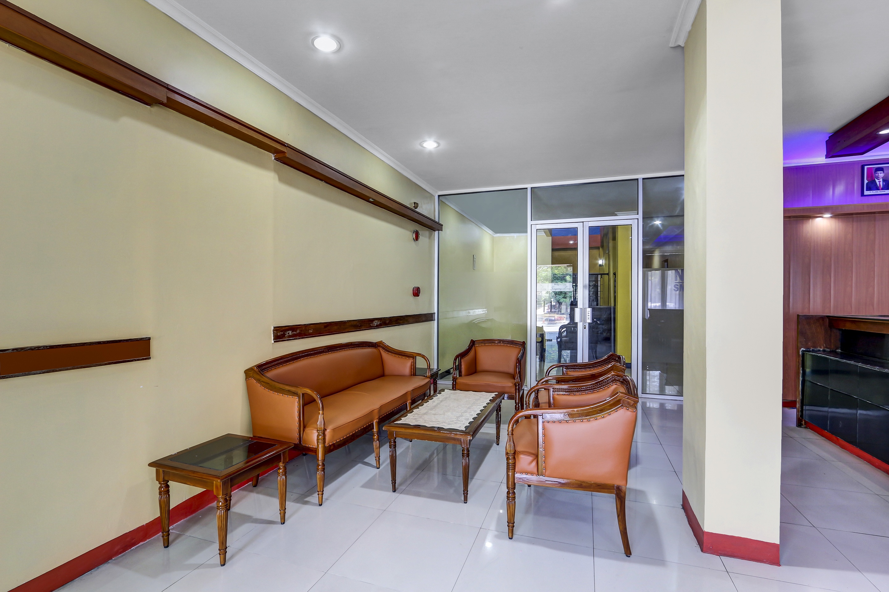 91036 Hotel Simpang Lima Gkpri
