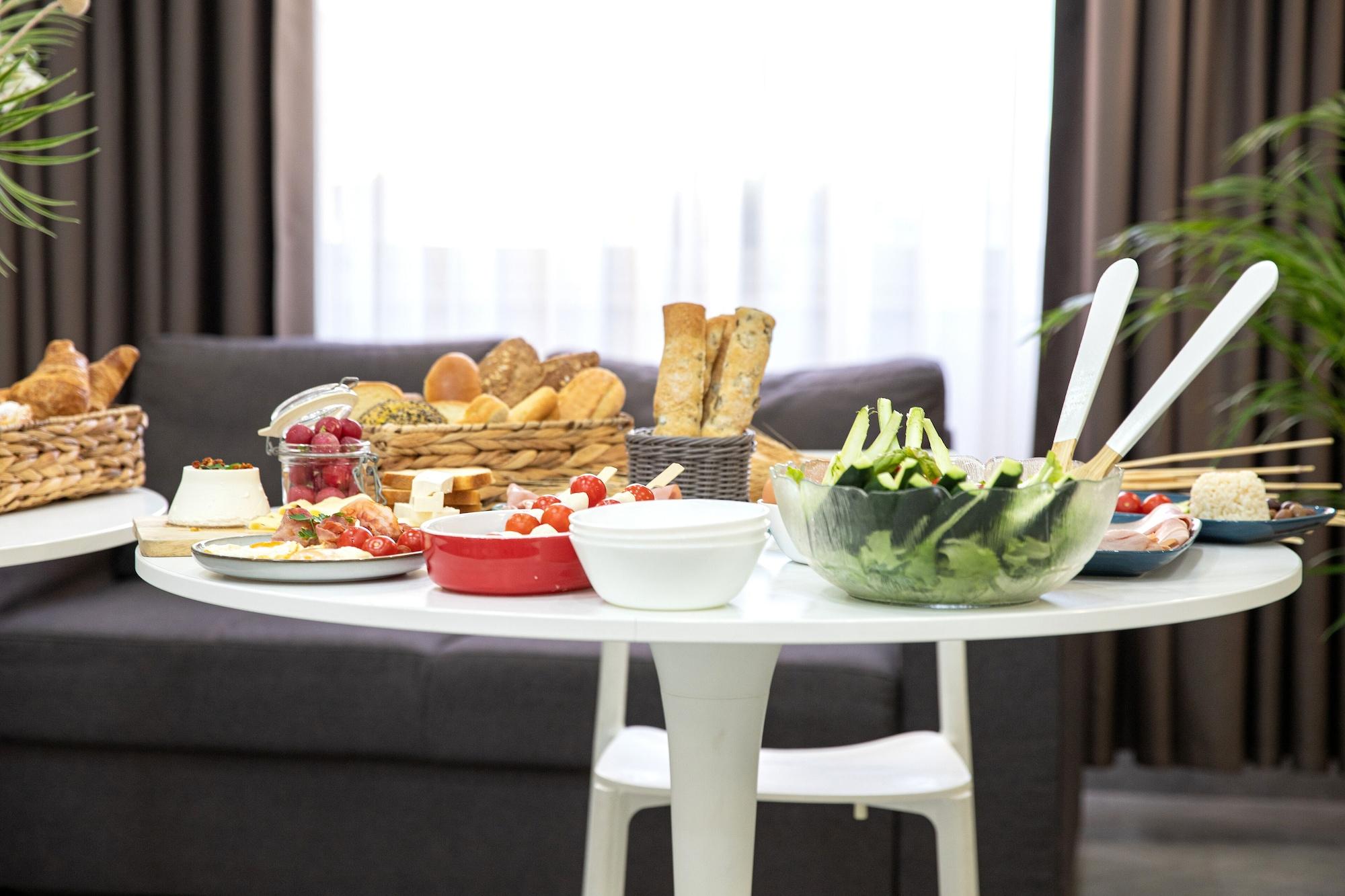 Noah Suite Hotel