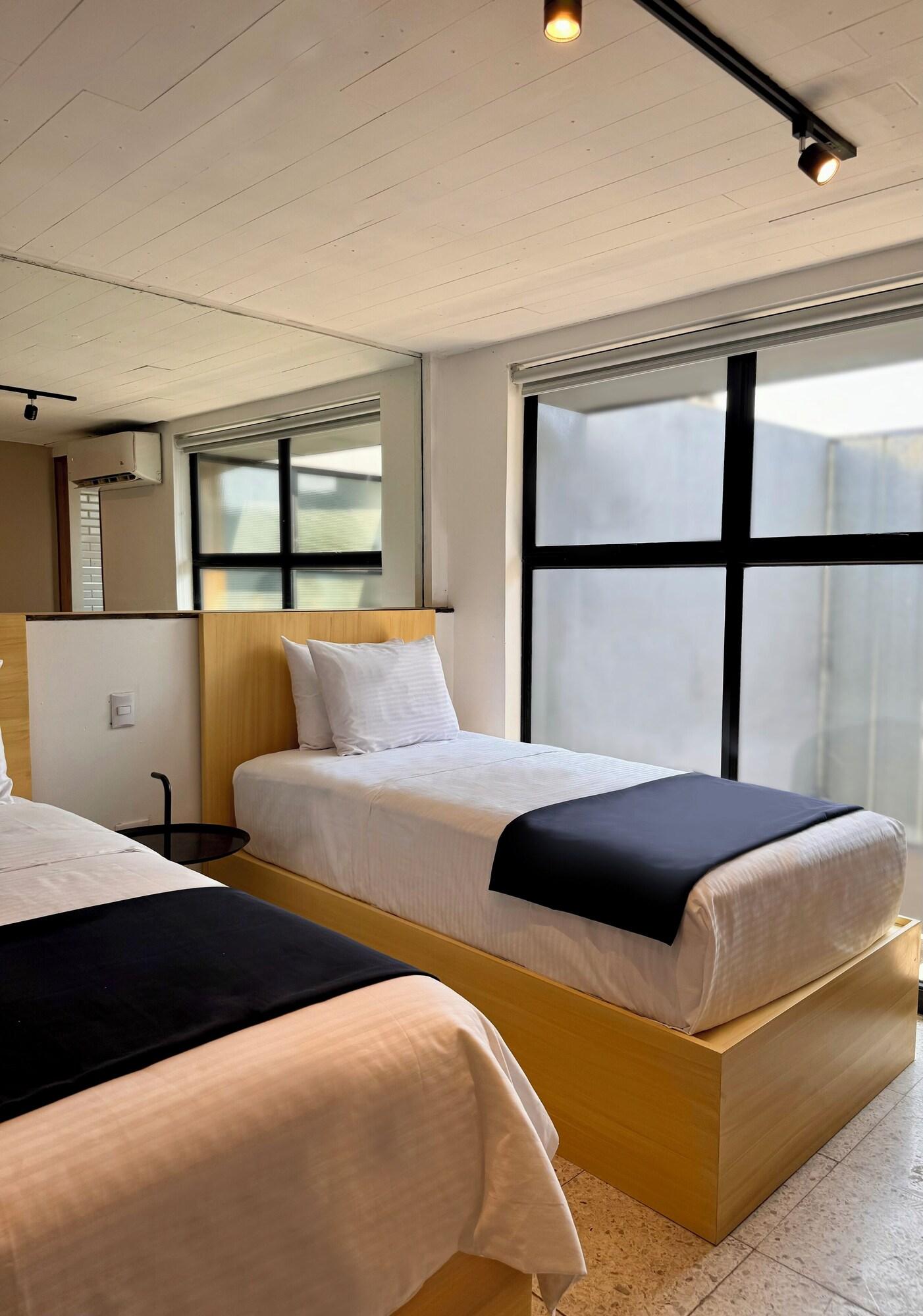 Felix y Olivia Hotel