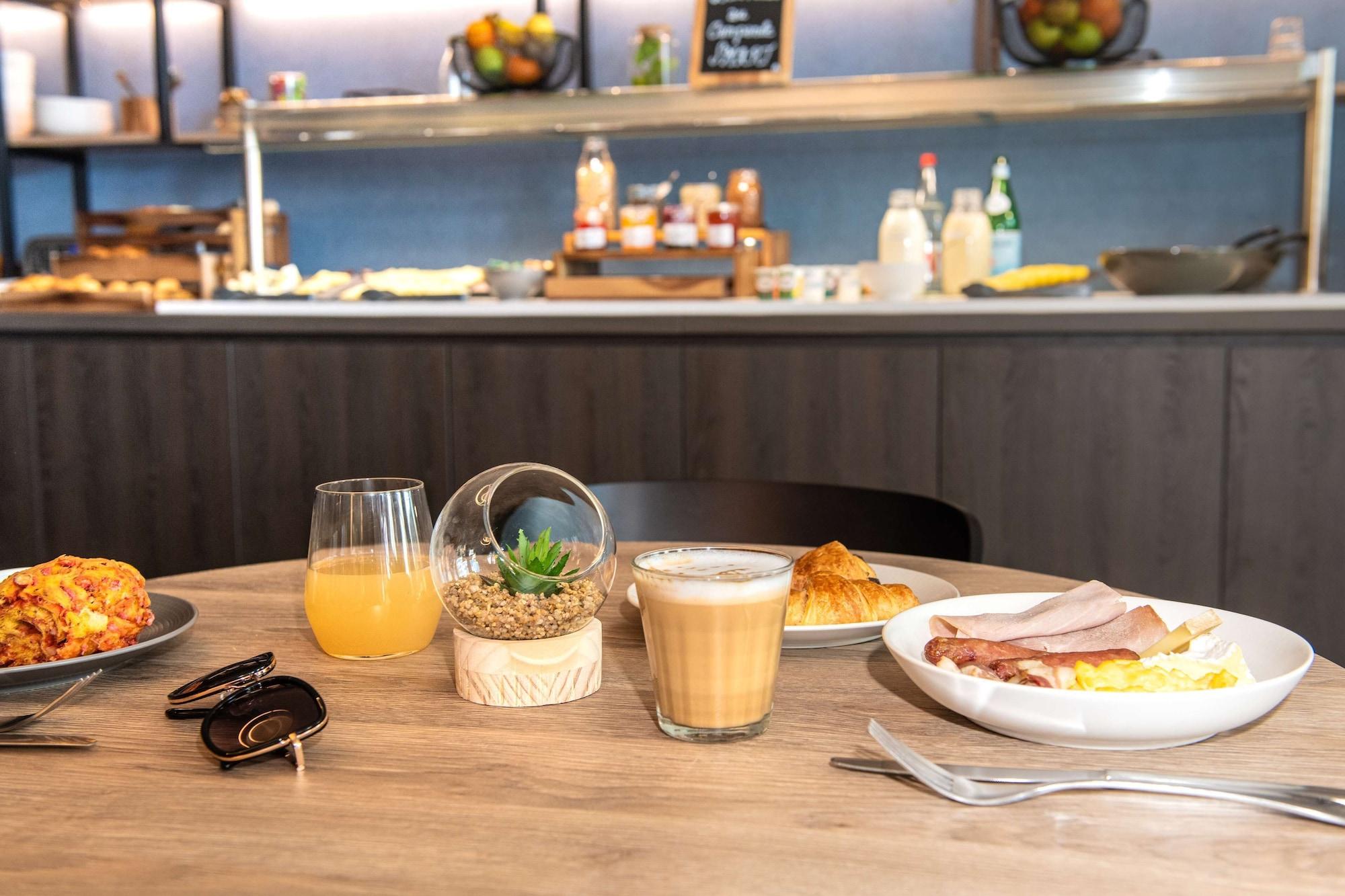 Campanile Smart Lyon Est - Eurexpo Bron Aviation
