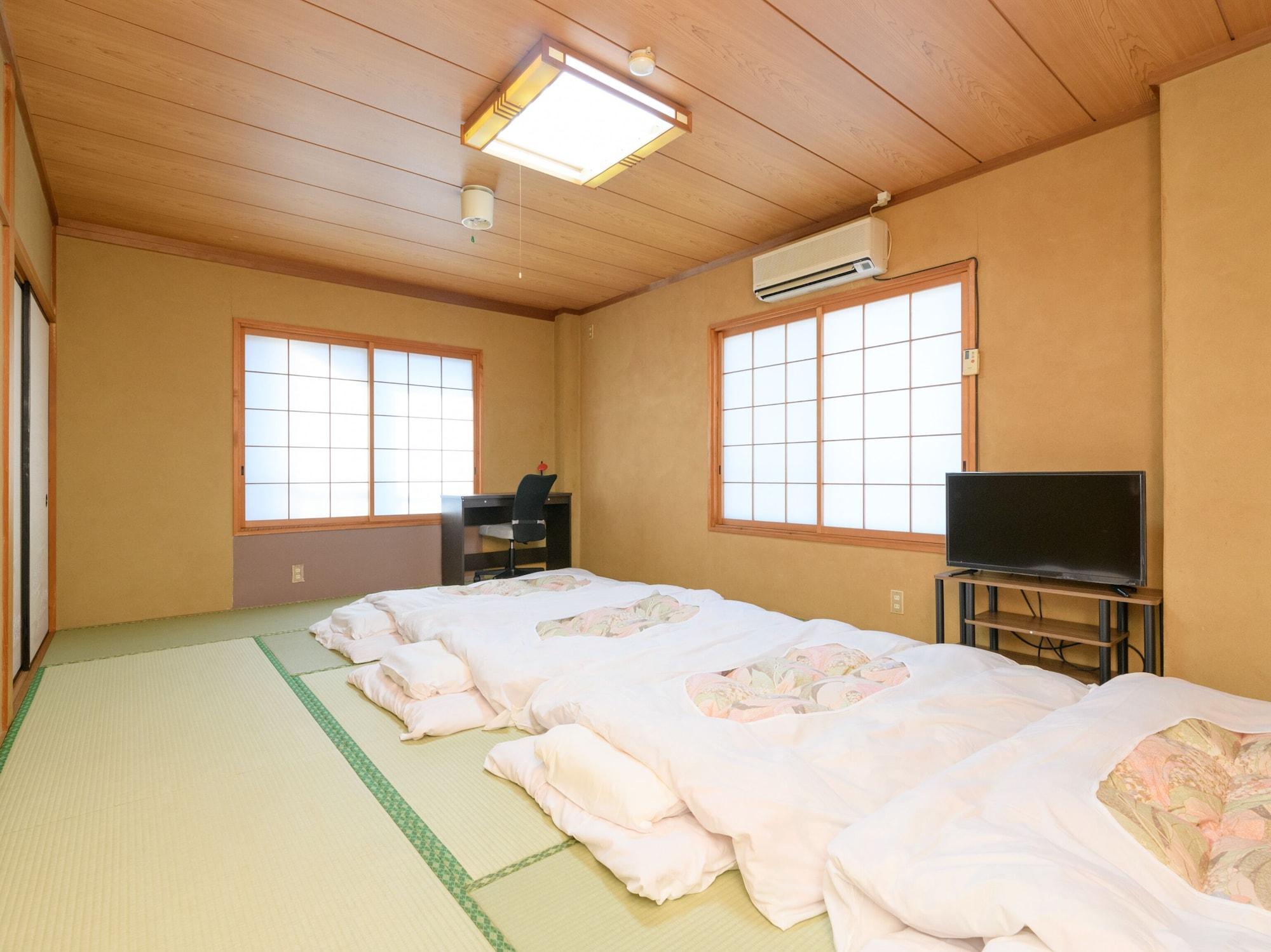 OYO 44807 Sakippo