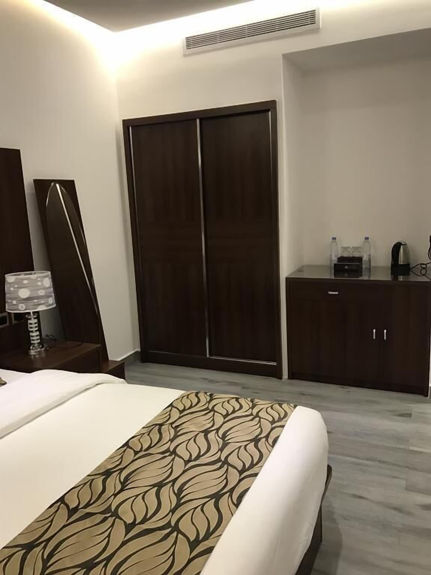 Rosalina Hotel