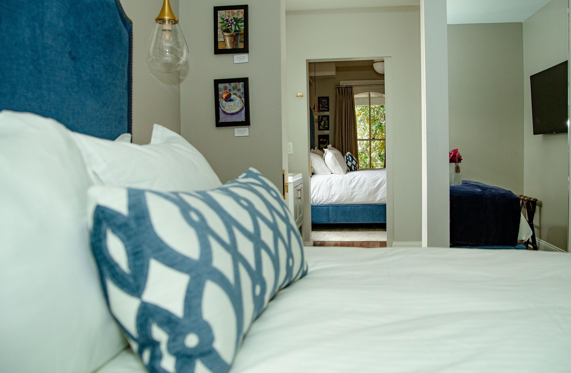 The Colonial Inn, an Ascend Collection Hotel by null