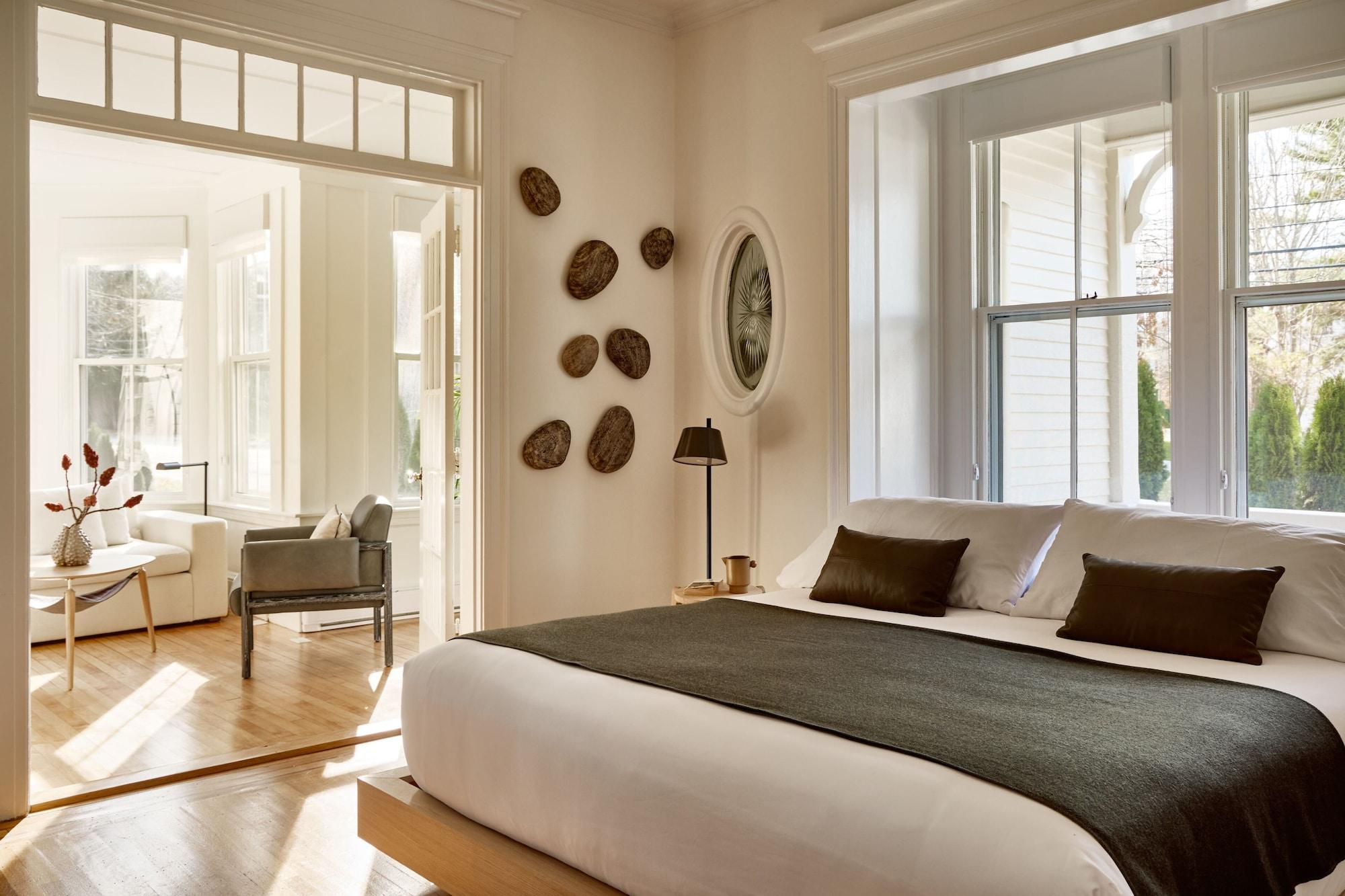 AWOL Kennebunkport by null