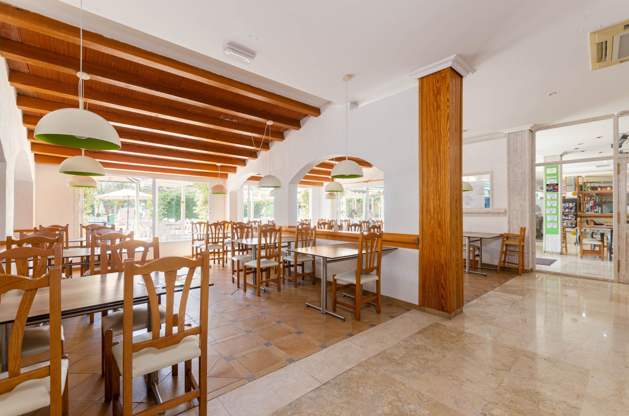 Mariner Club Apartments 