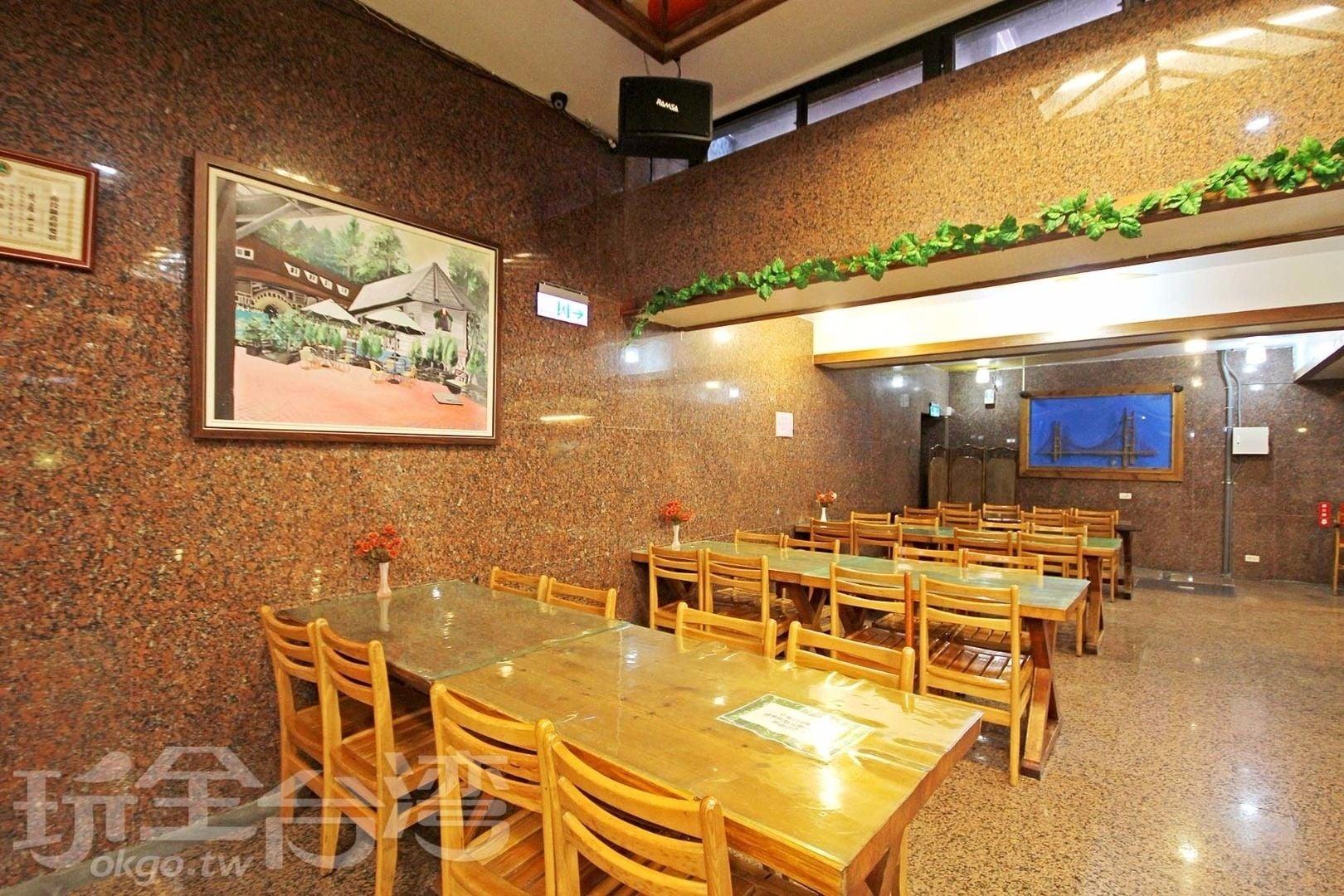 Gemlu Hotel