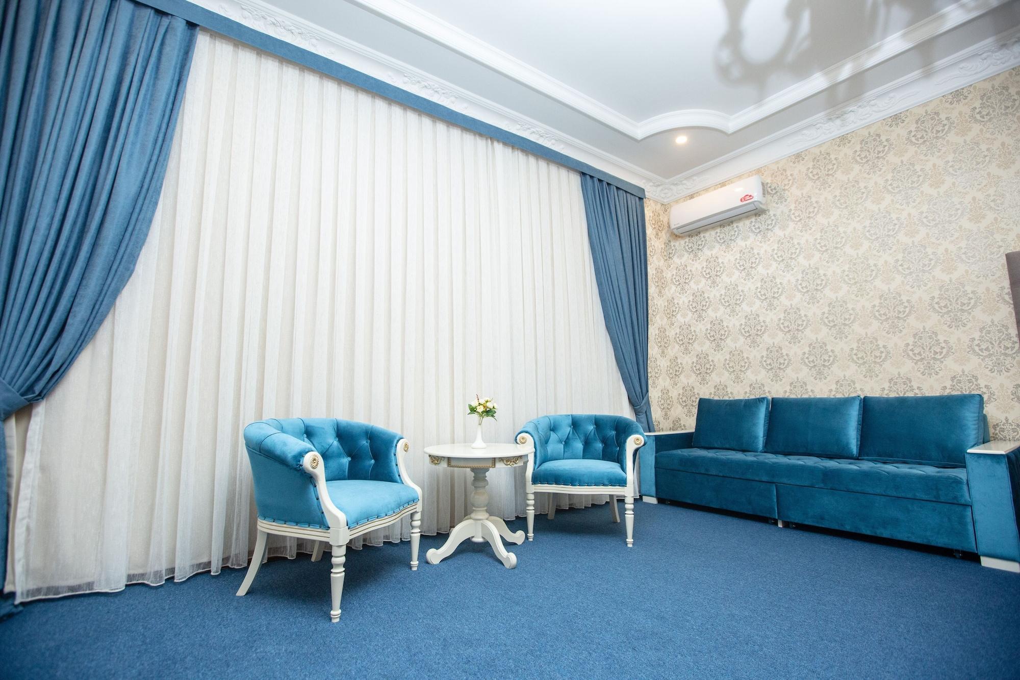 MIRZO Boutique Hotel