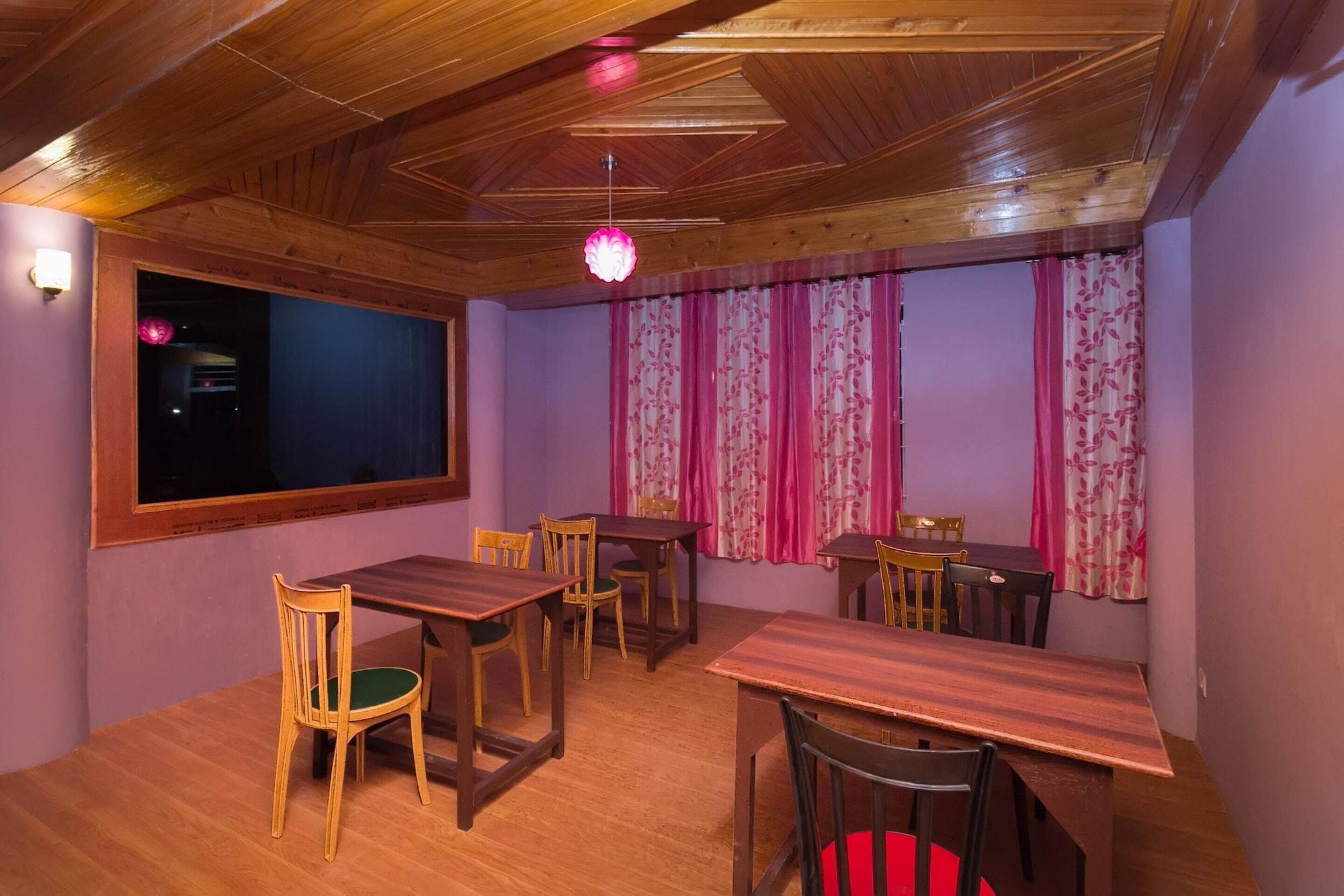 OYO 10831 Balaji Guest House