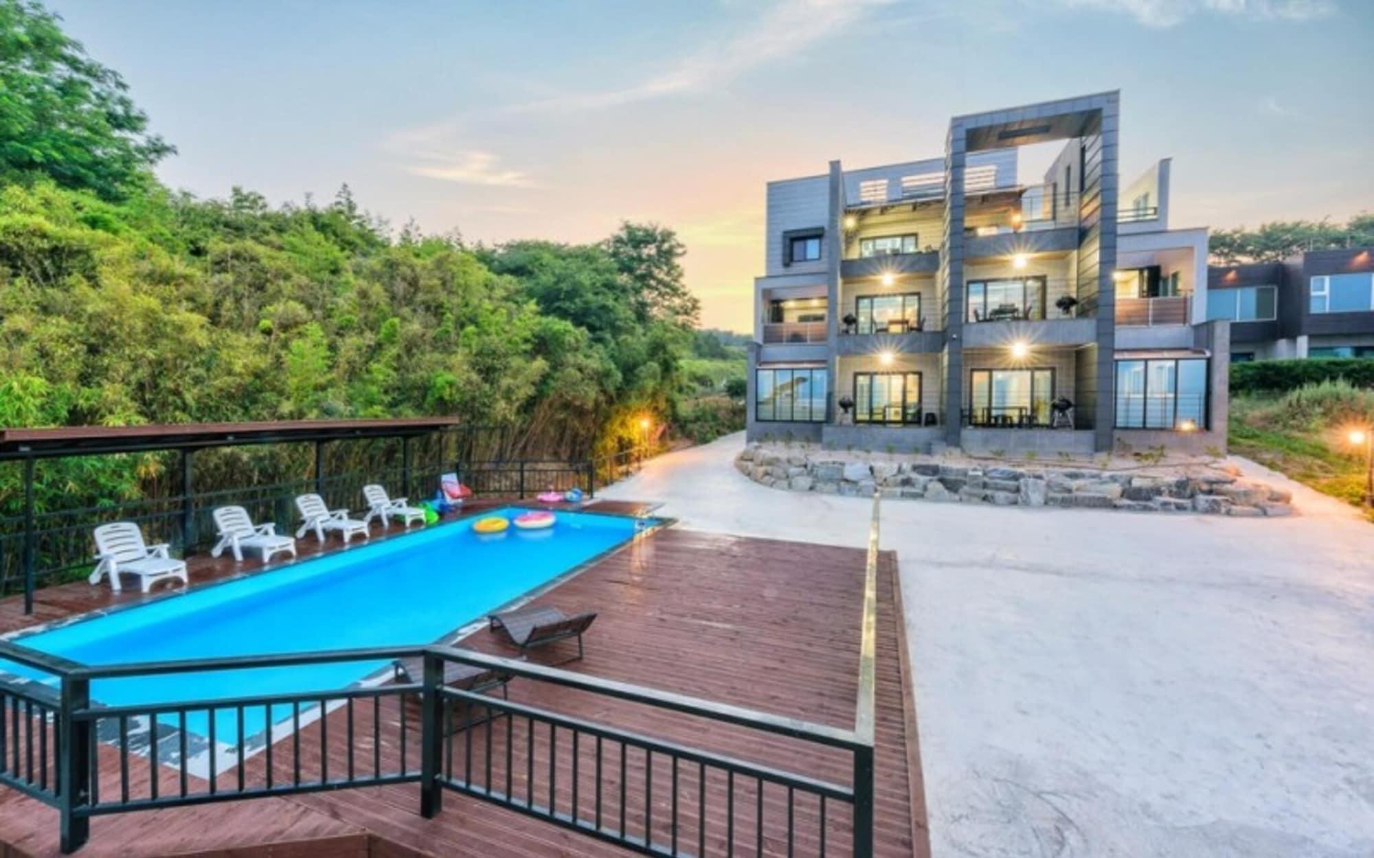 Pohang Good's Pool Villa