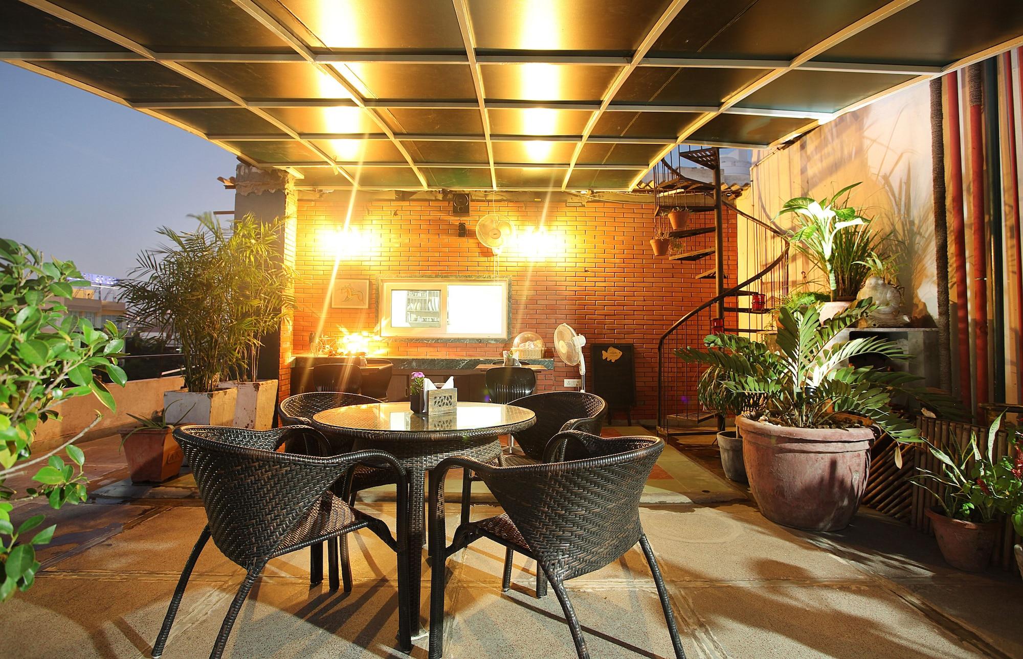 Perch Service Apartment