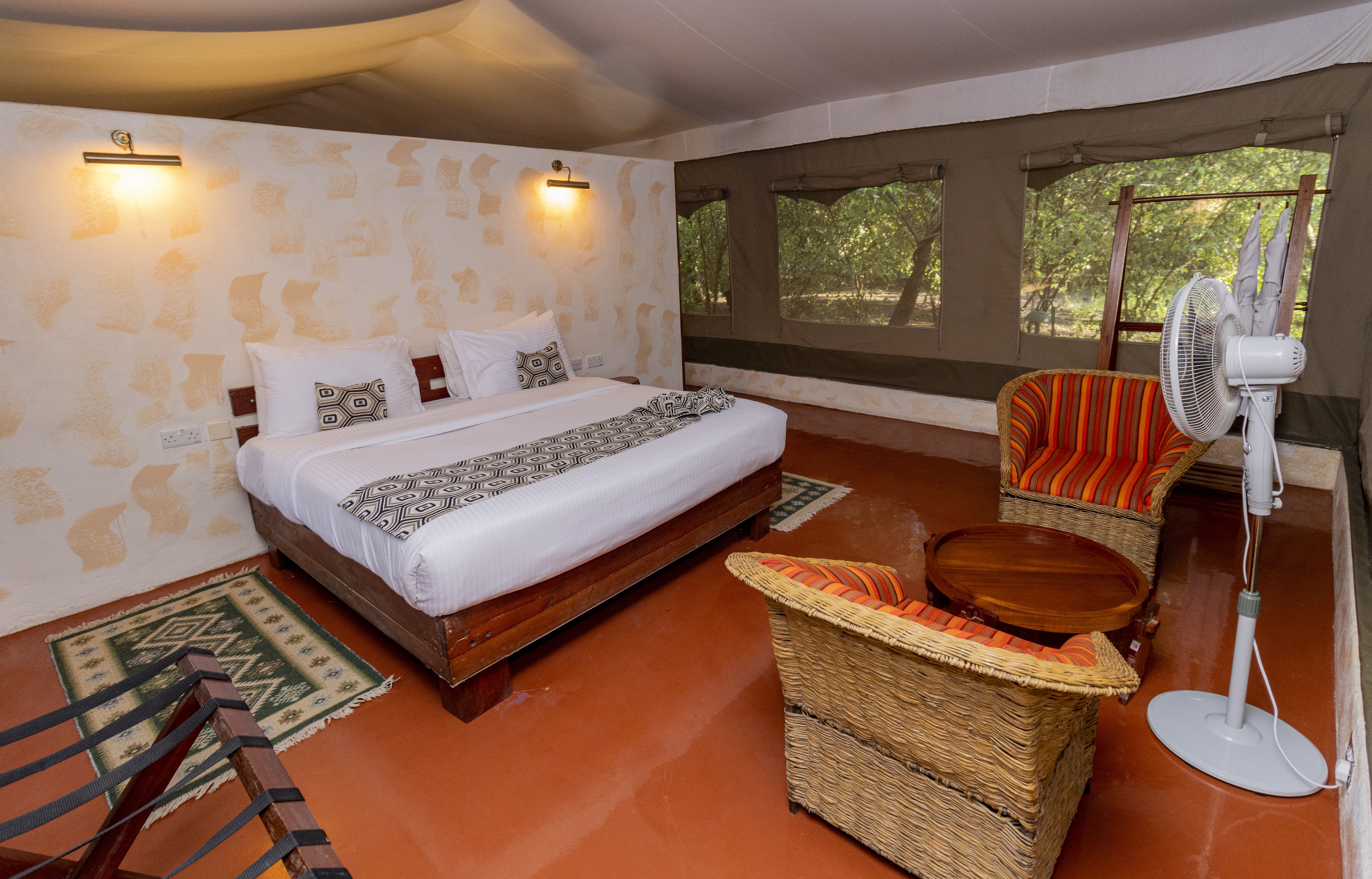 PrideInn Mara Camp