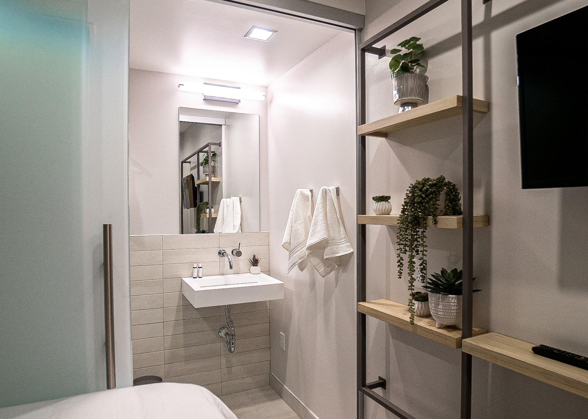 SOVA Micro-Room & Social Hotel by null