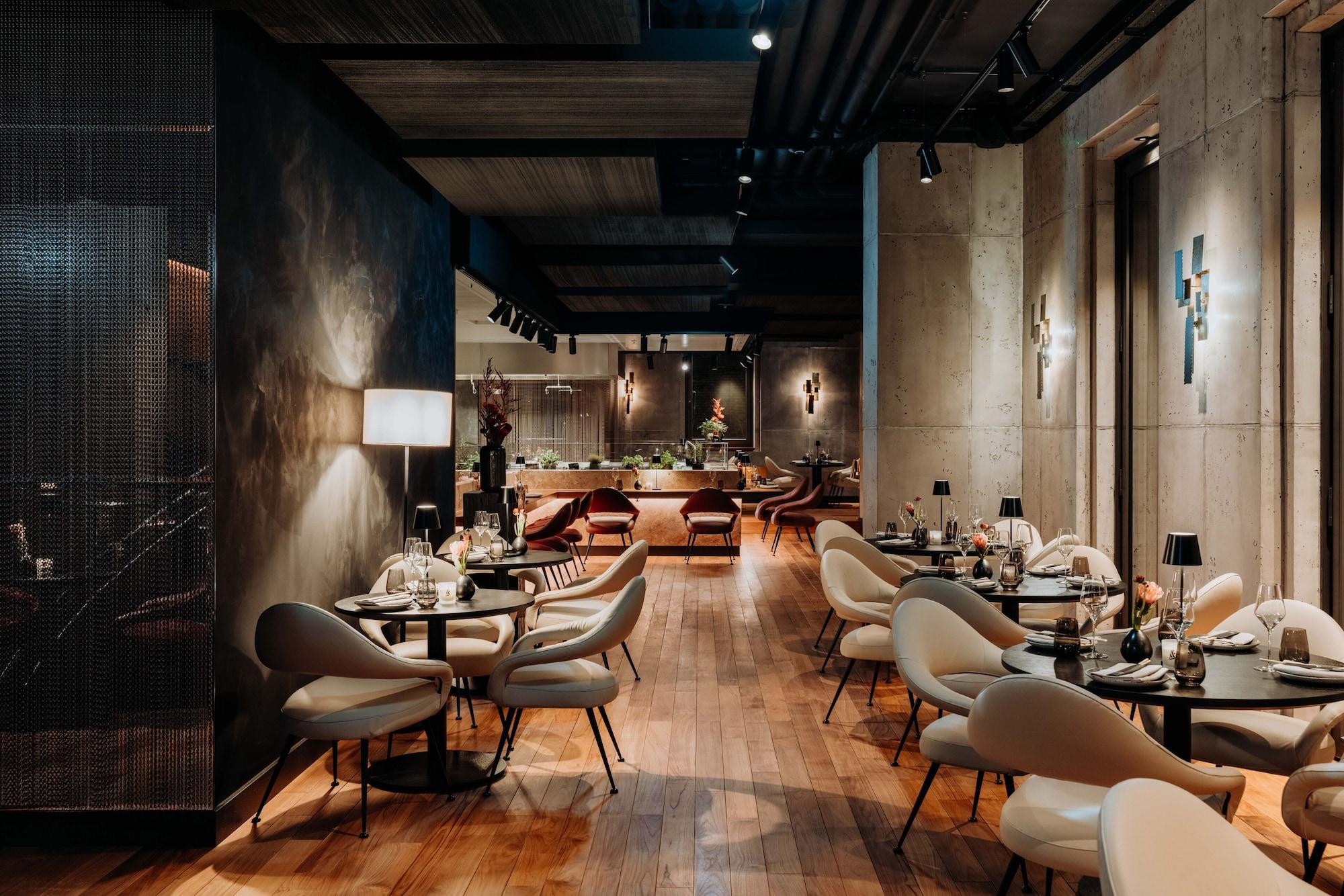 DO & CO Hotel München by null