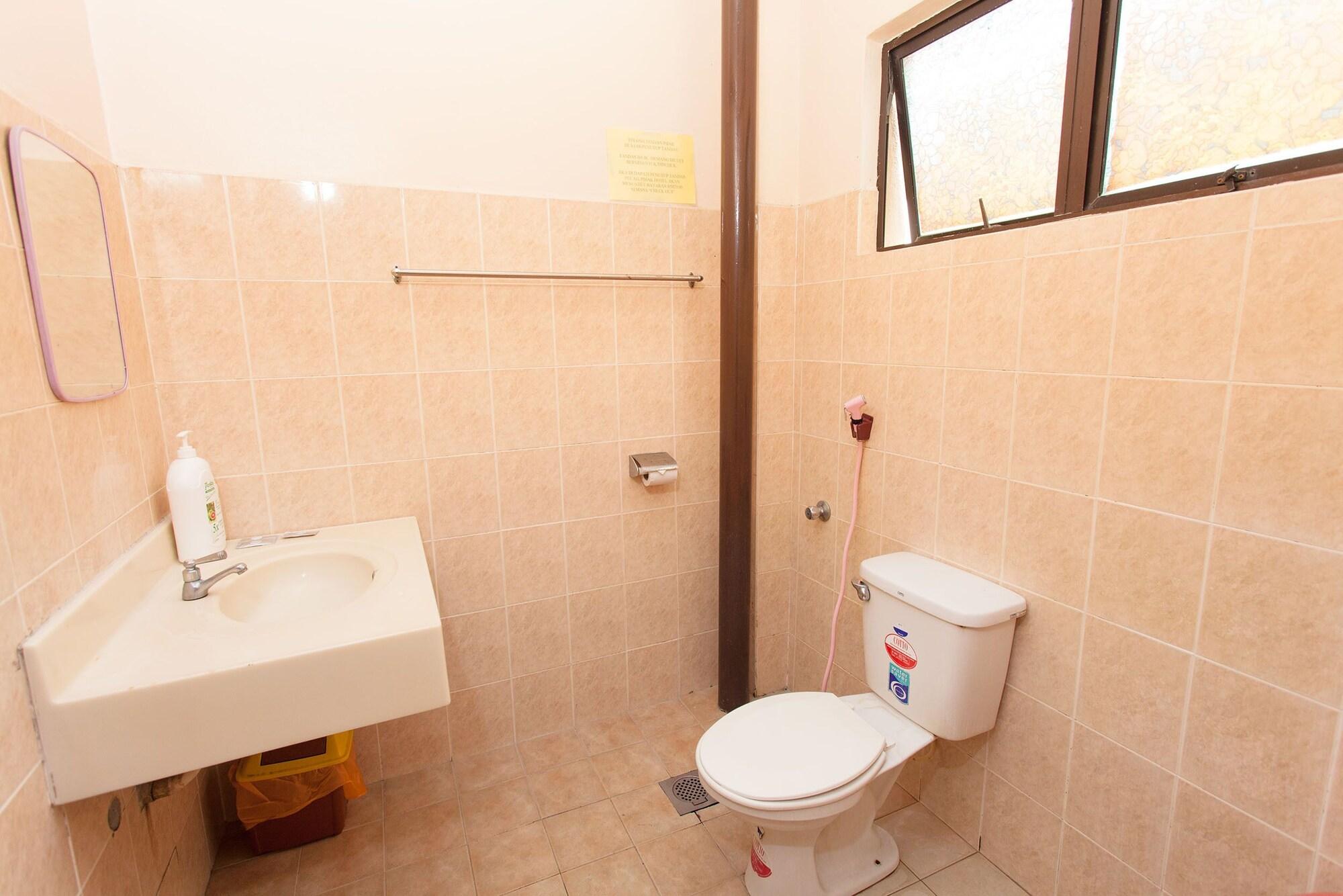 Desa Inn Hotel Kuala Pilah by null