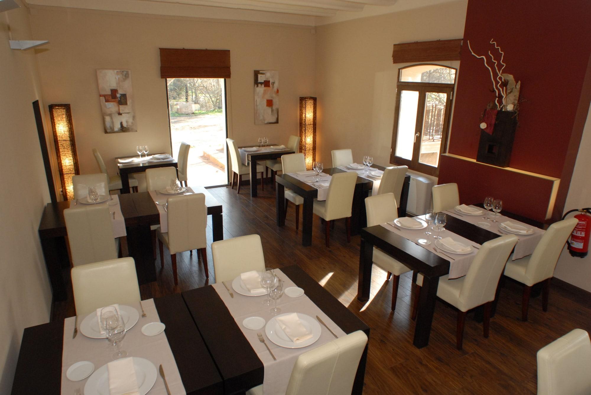 MolÃ­ Blanc Hotel