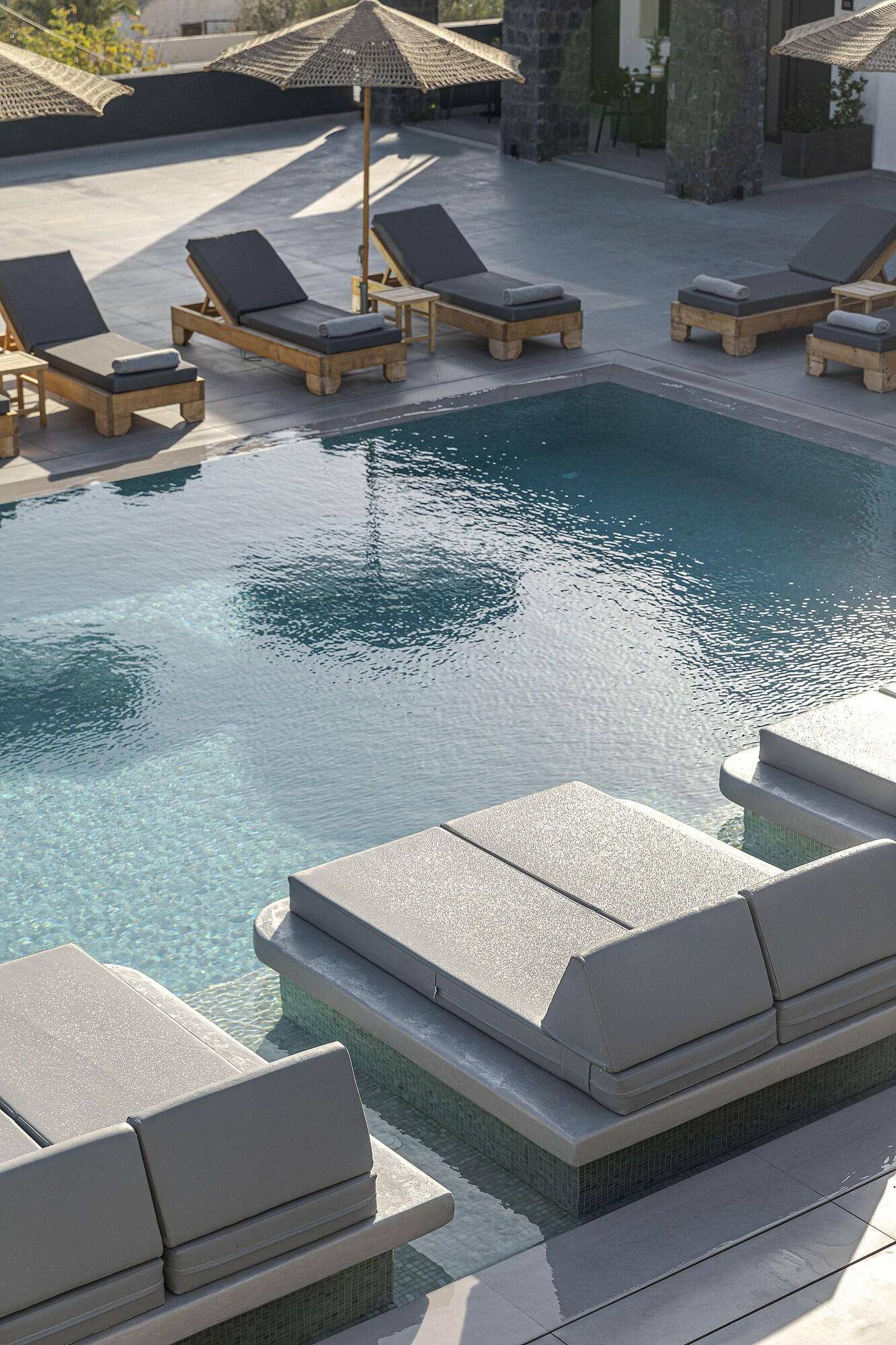 Onyx Hotel & Suites