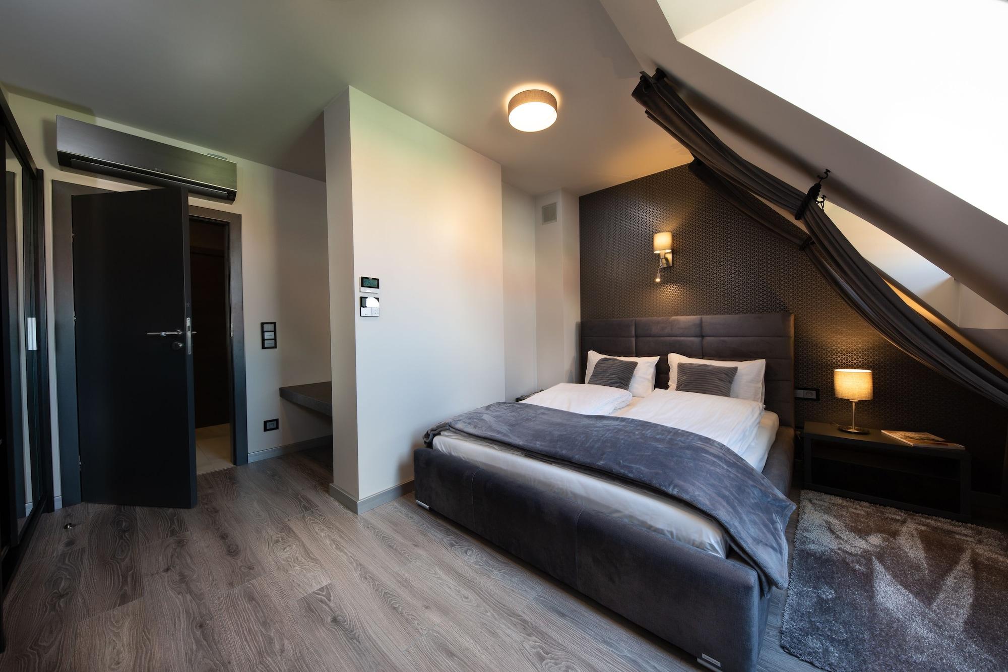 Aparthotel New Lux
