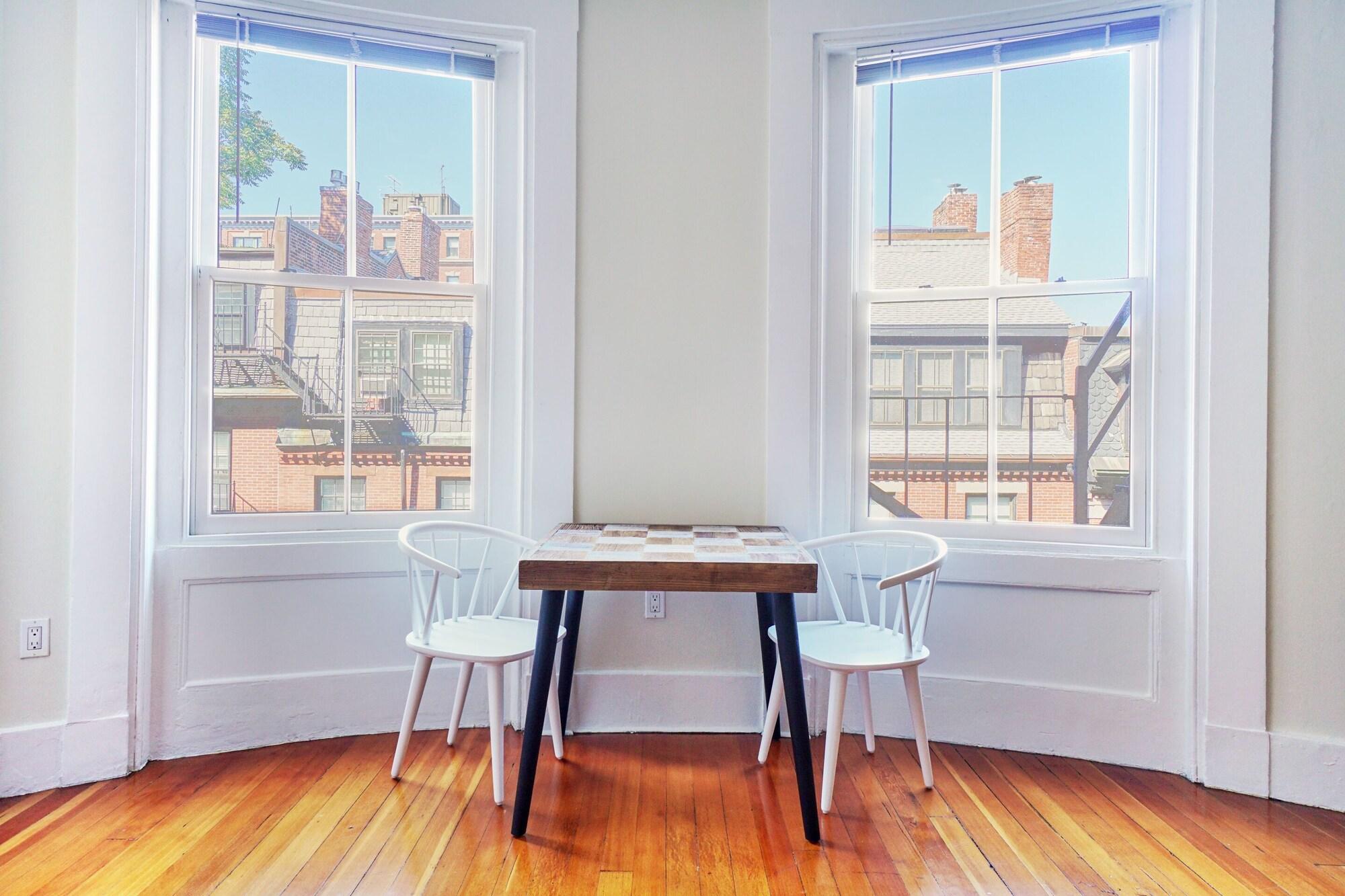 Sonder The Hancock Apartments Beacon Hill by null