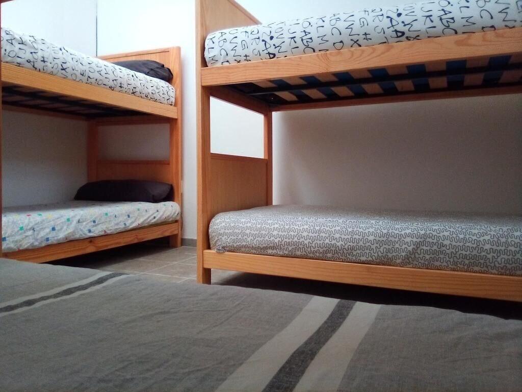 Escuela de Surf y Hostel Baldaio