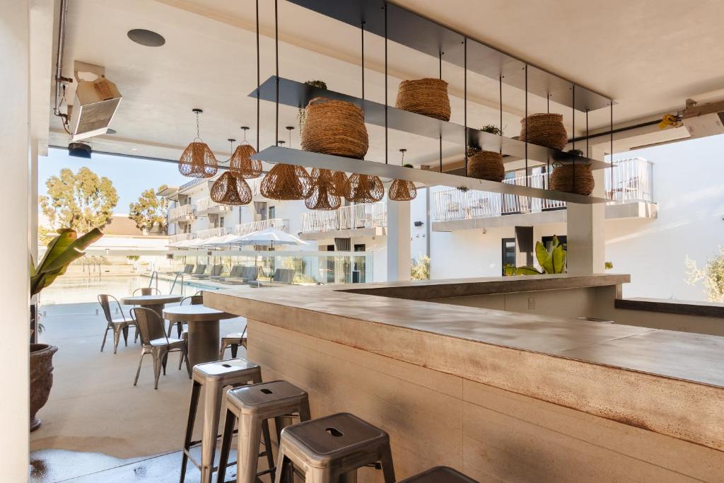 The Lum Hotel Los Angeles Stadium District by null