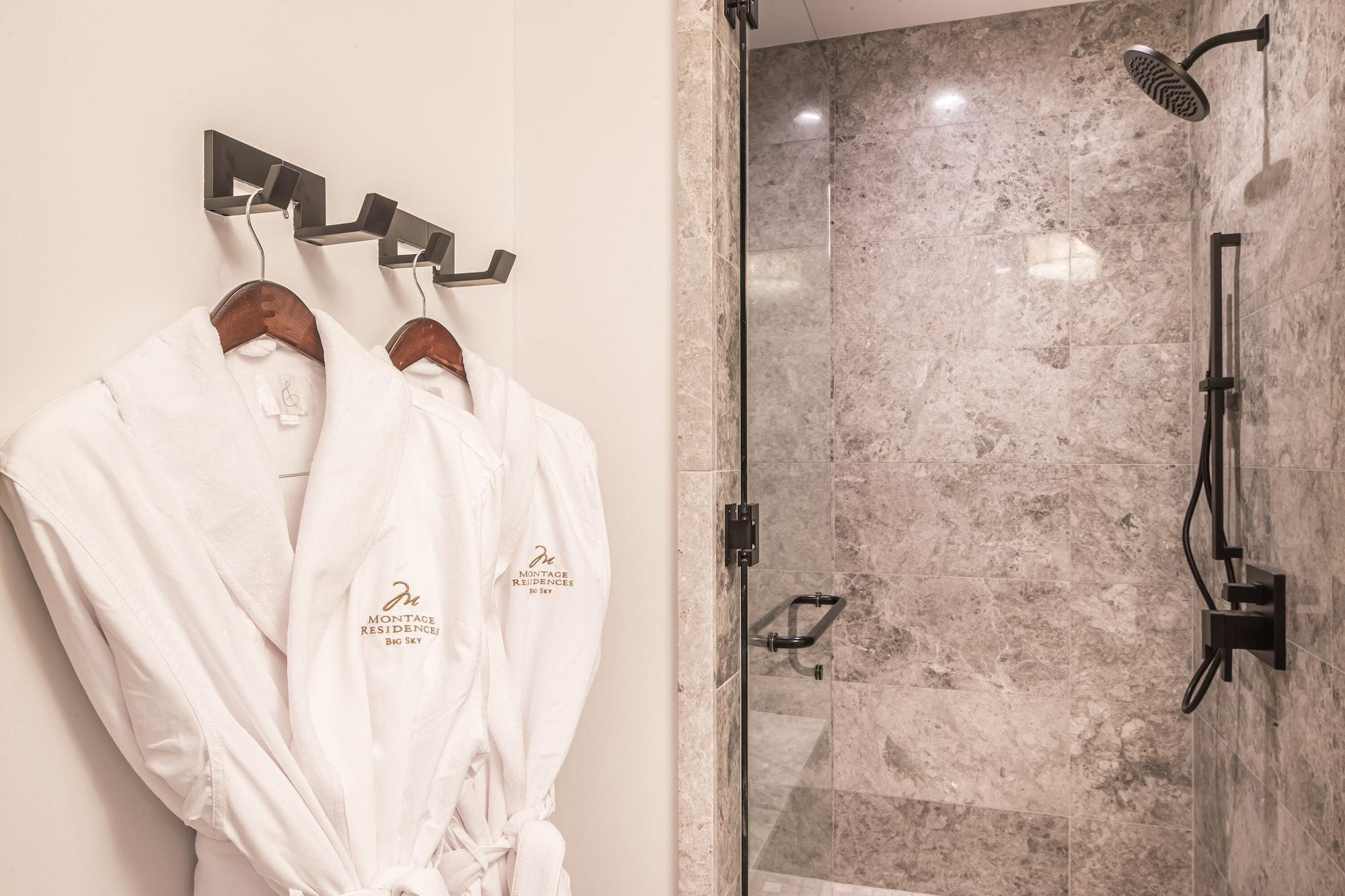 Montage Big Sky by null Montage Big Sky by null