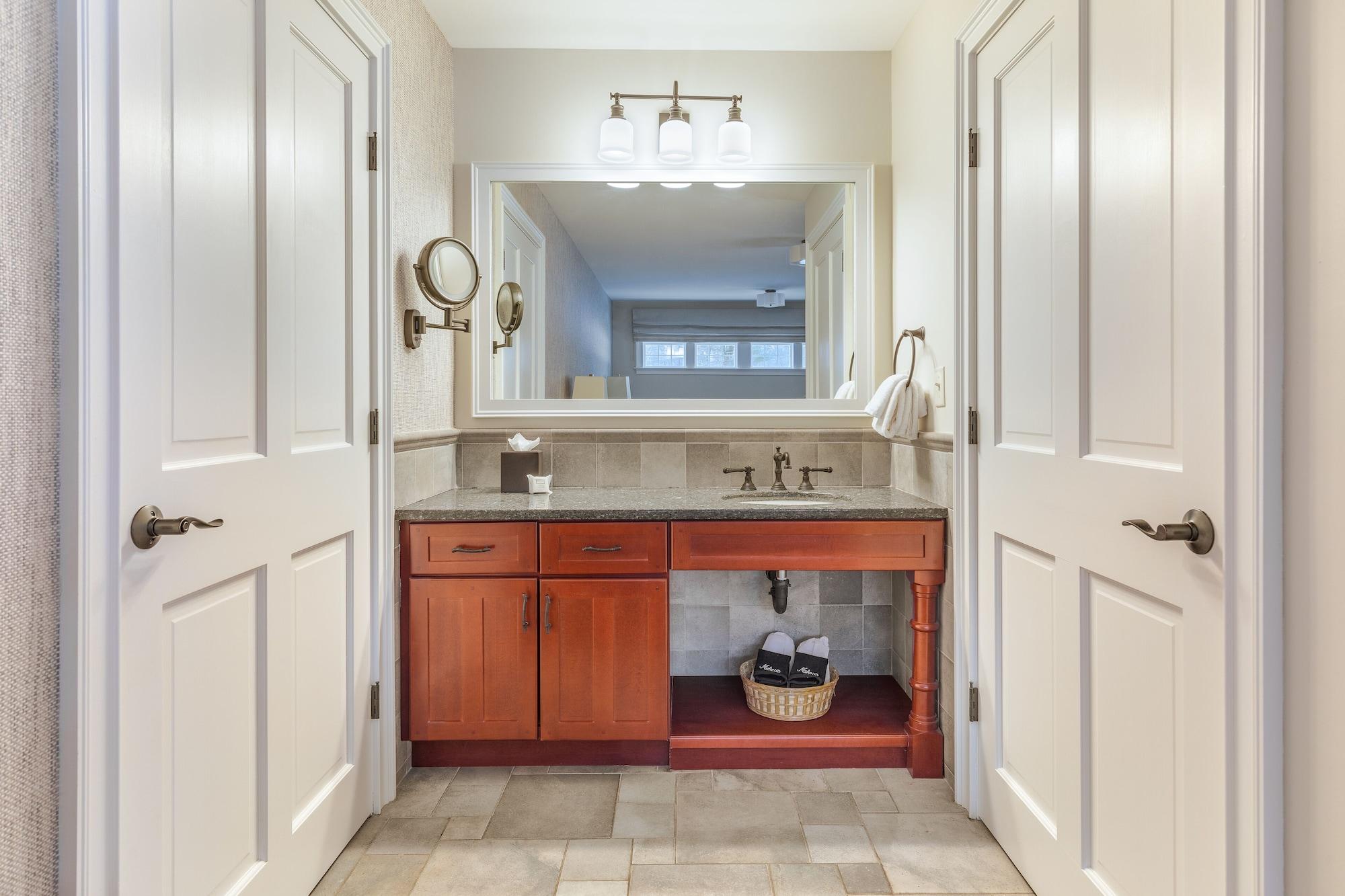 The Hermitage Inn by null