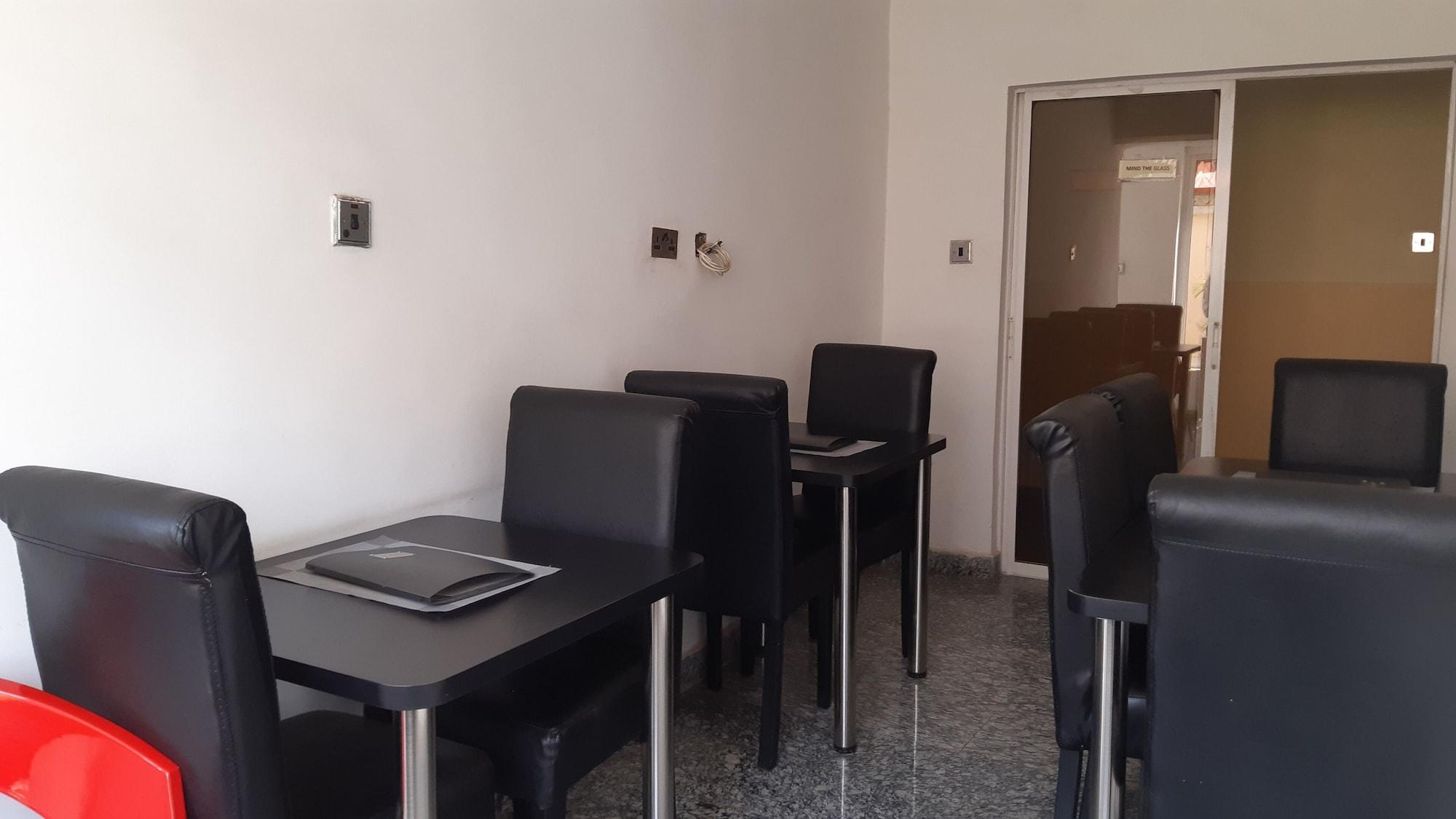 Top-Notch Suites and Apartments