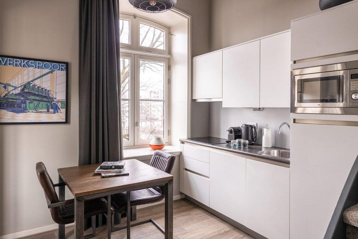 YAYS Amsterdam Maritime by Numa by null