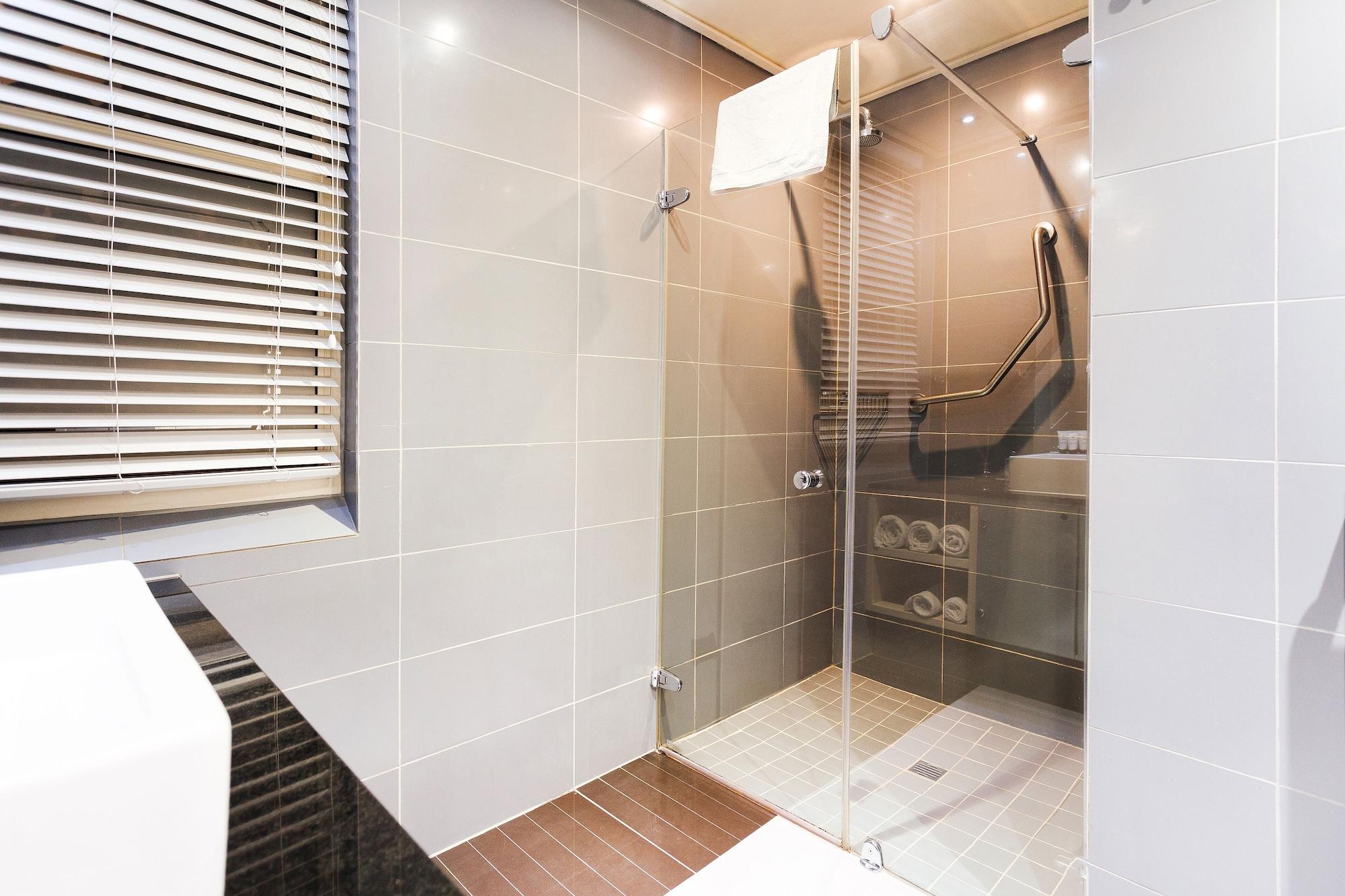 Cape Royale Luxury Suites by null