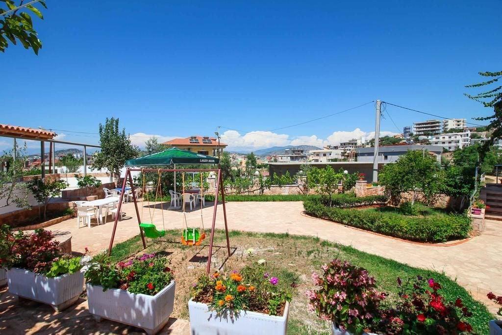 Villa Abedini
