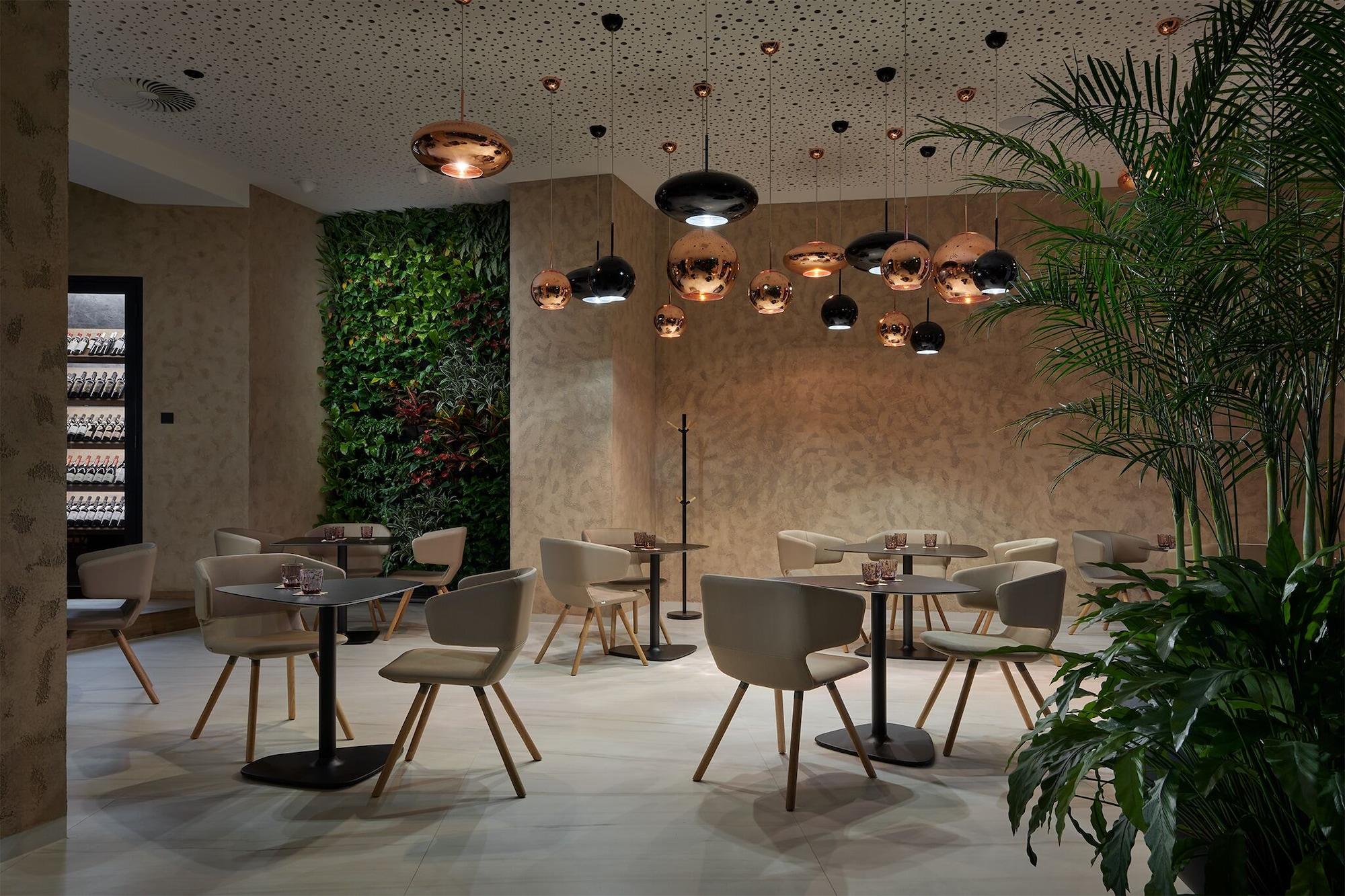 Hotel Passage