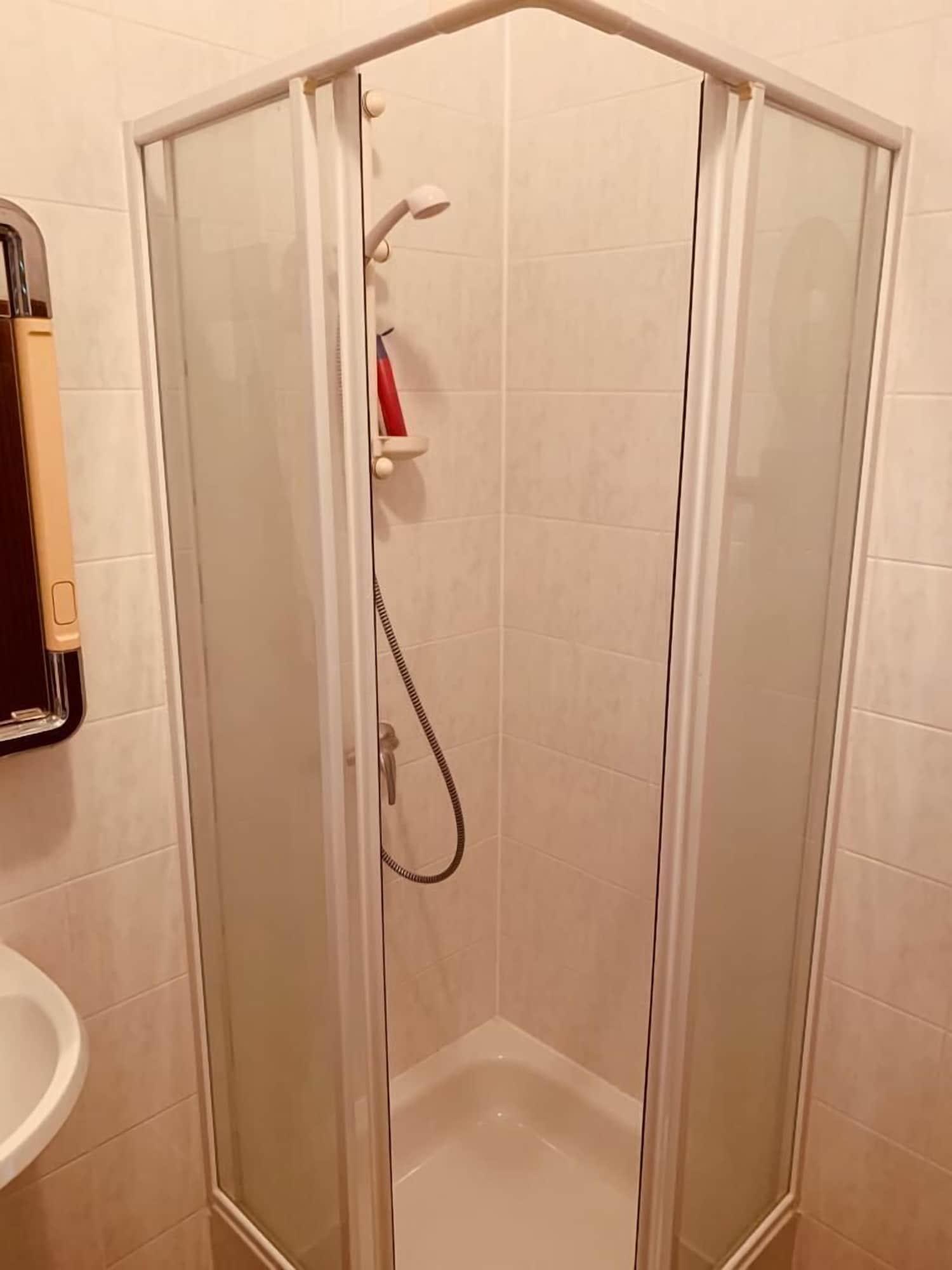 Hotel - Pension - Weller