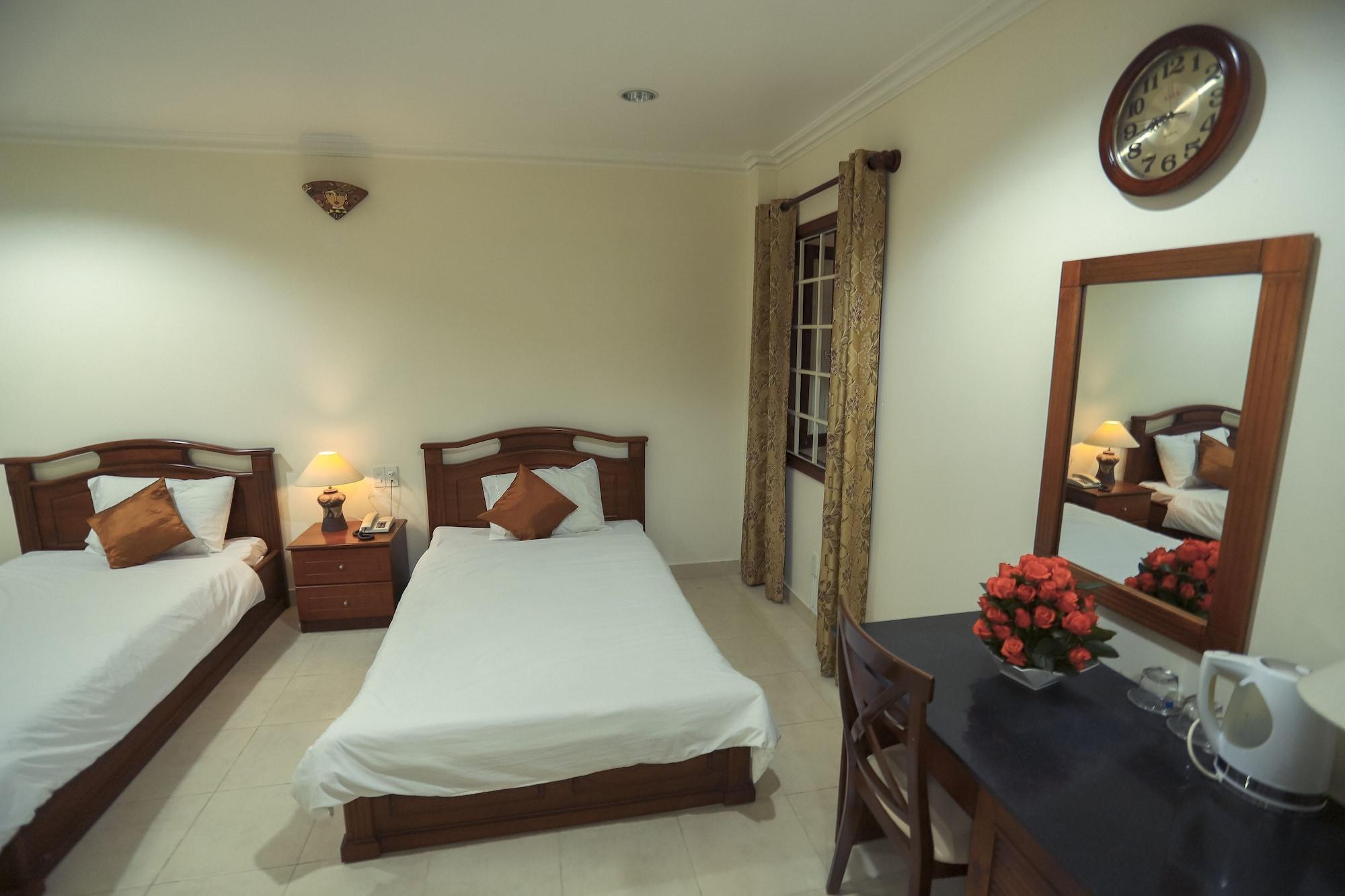 Hung Phong Hotel
