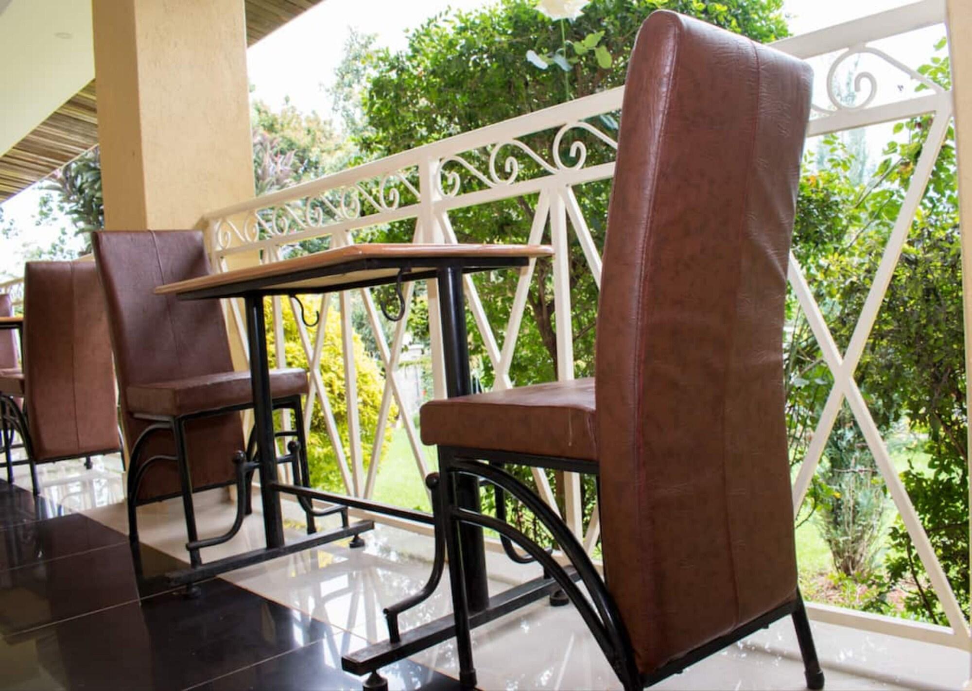 Maya's Guest House