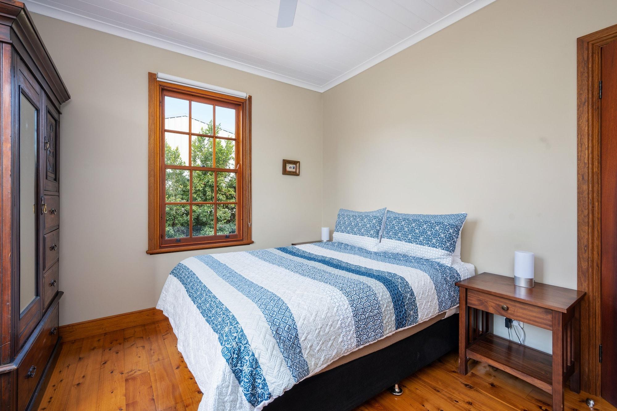 Room 3, Telegraph Station, Mid-Western Regional - Pt A