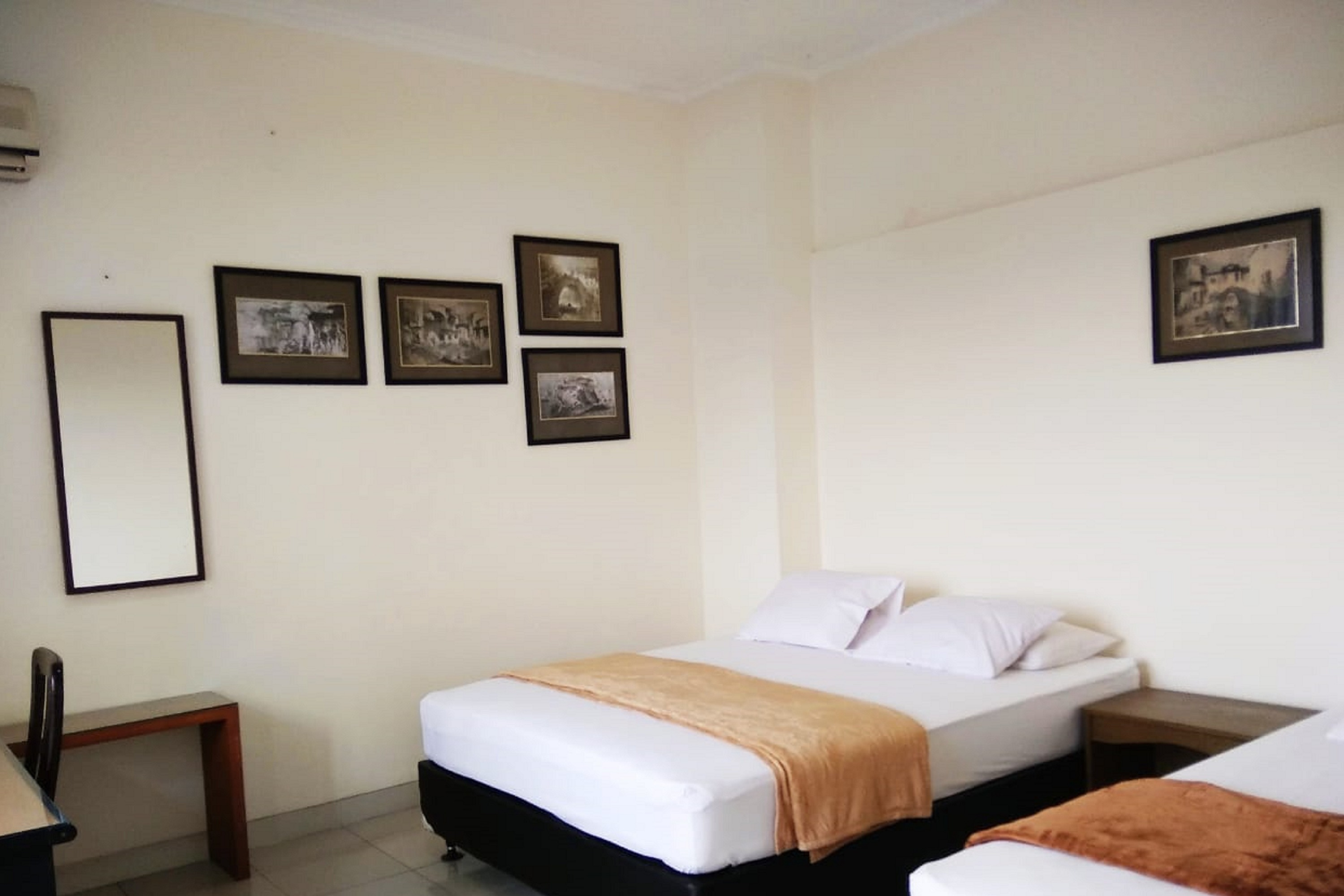 GK Gallery Rumah Sewa by ZUZU