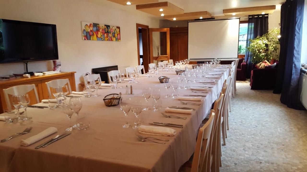 Logis Hotel les Sapins