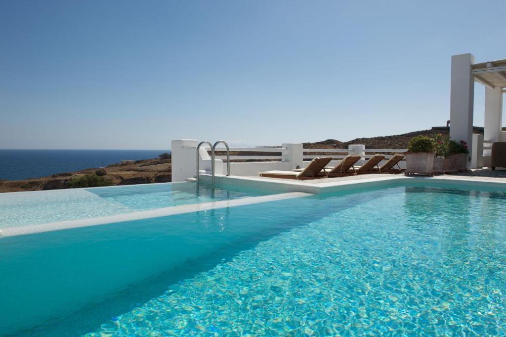 Anema Suites & Villa Santorini