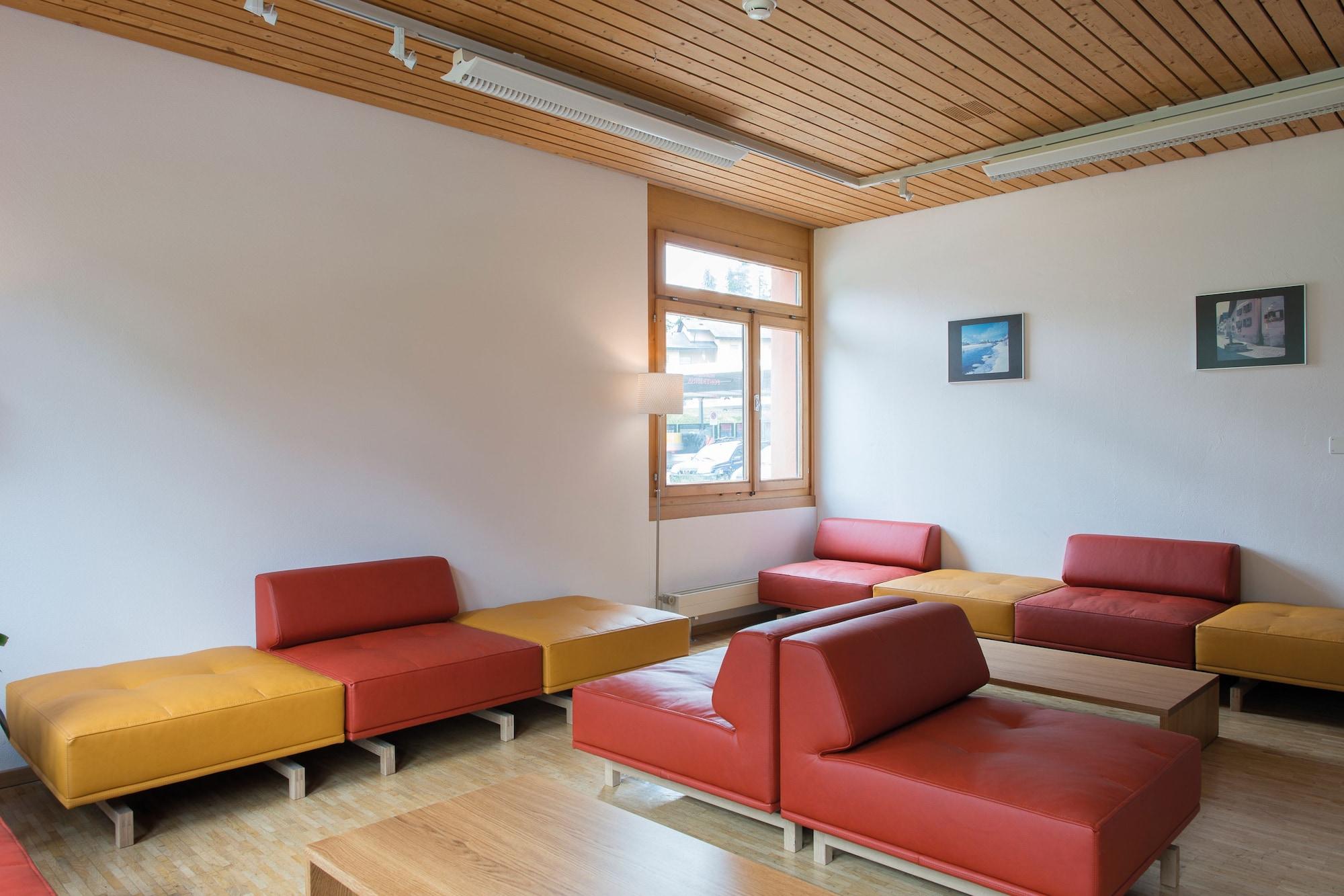 Jugendherberge Pontresina by null