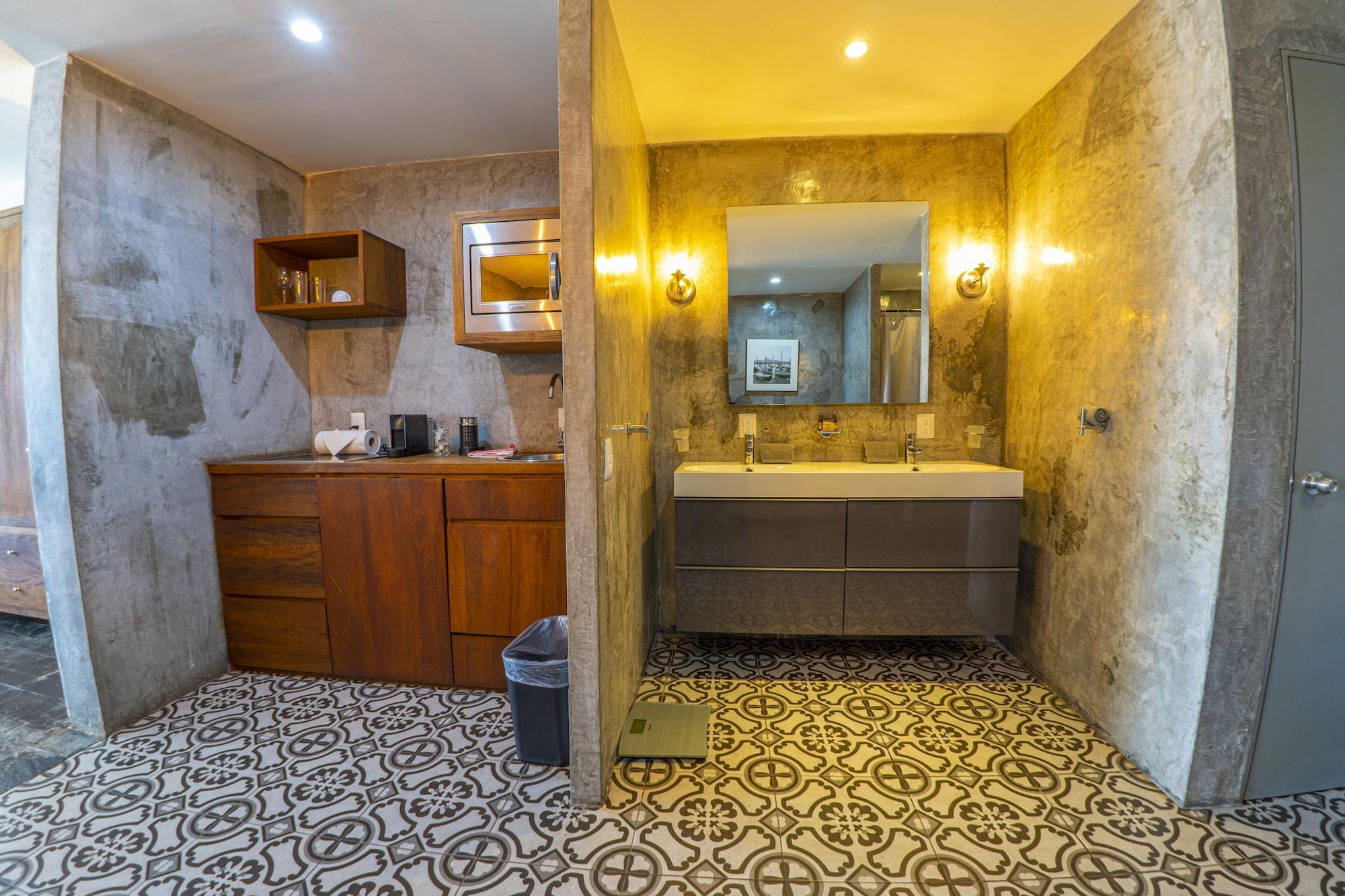 Suites at Sapphire Ocean Club