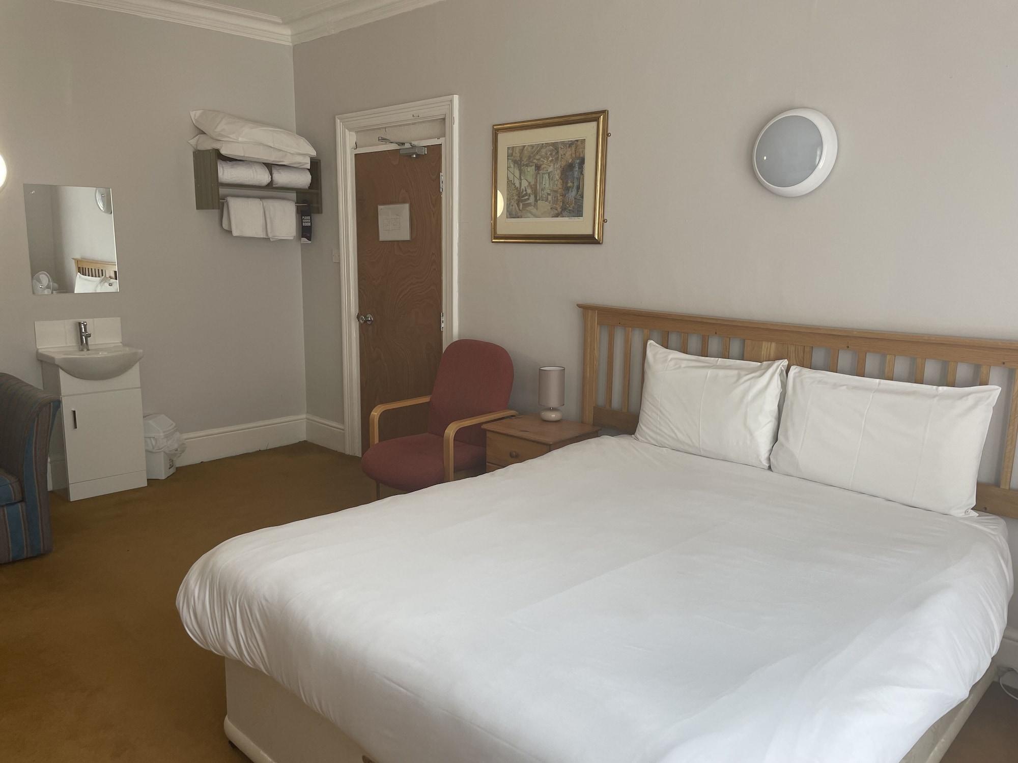 Brookside Lodge