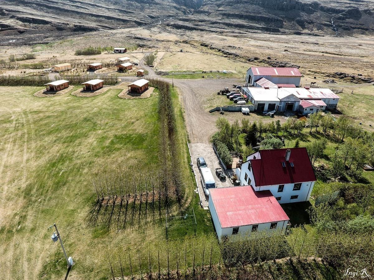 Bragdavellir Cottages by null