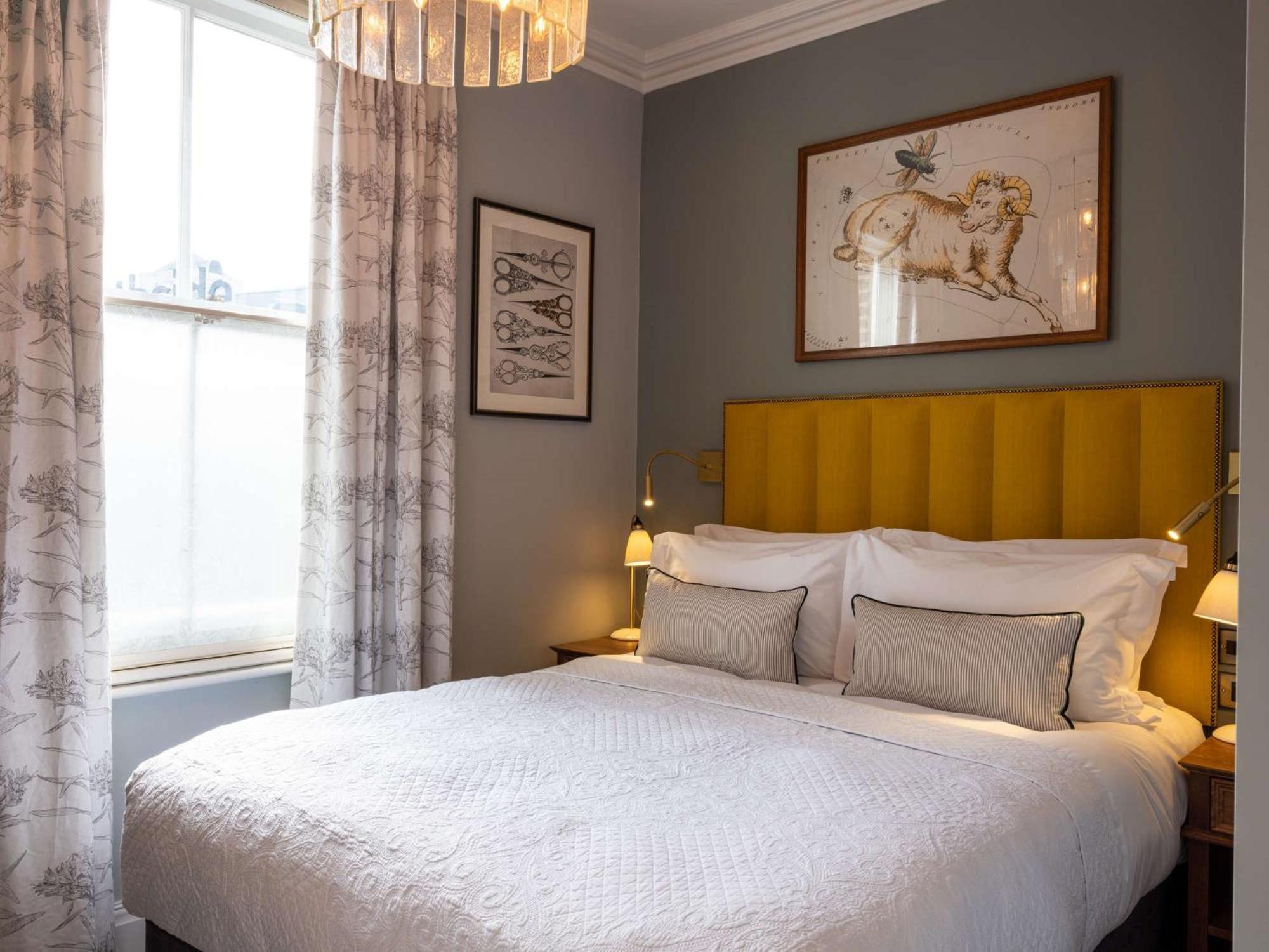 Double room, small