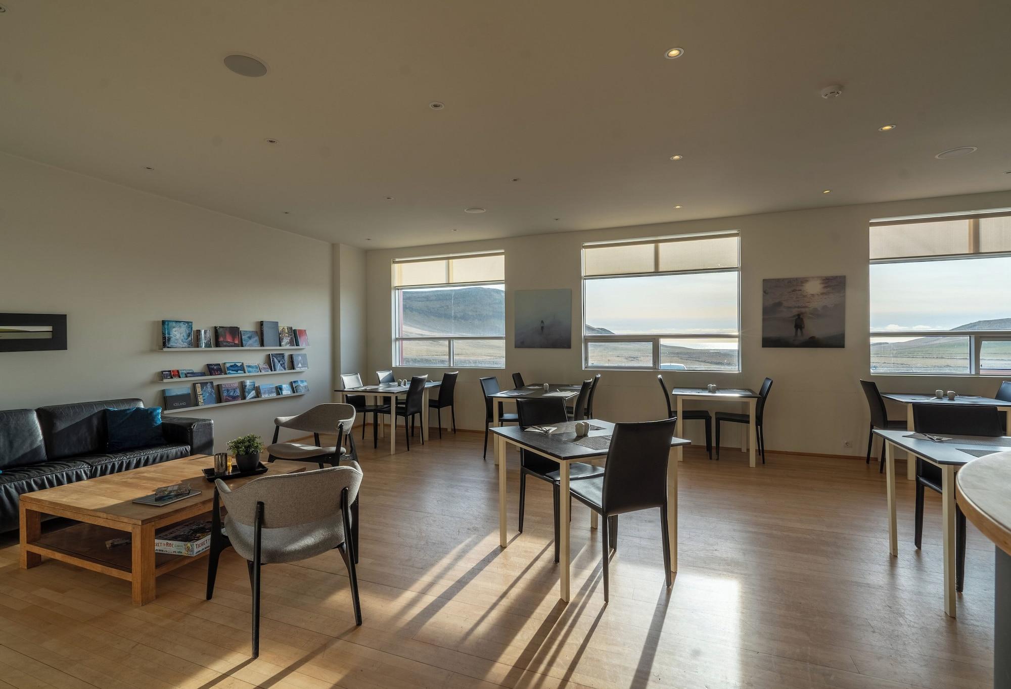 Volcano Hotel by null