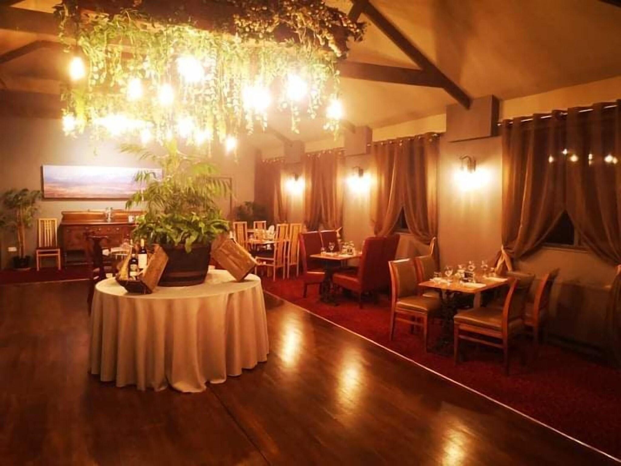 Black Bull Gartmore by null