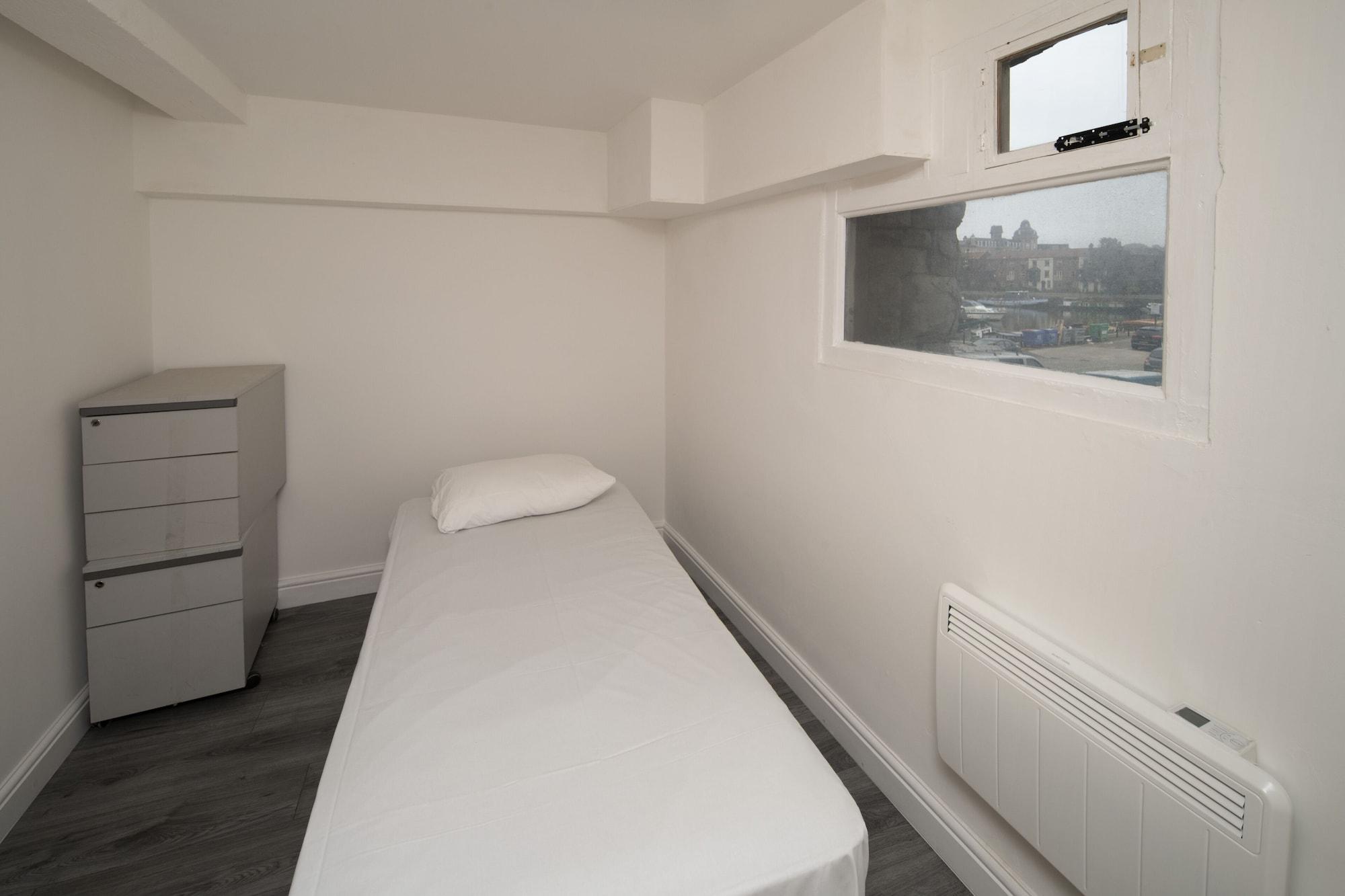 Harbourside Hostel Bristol