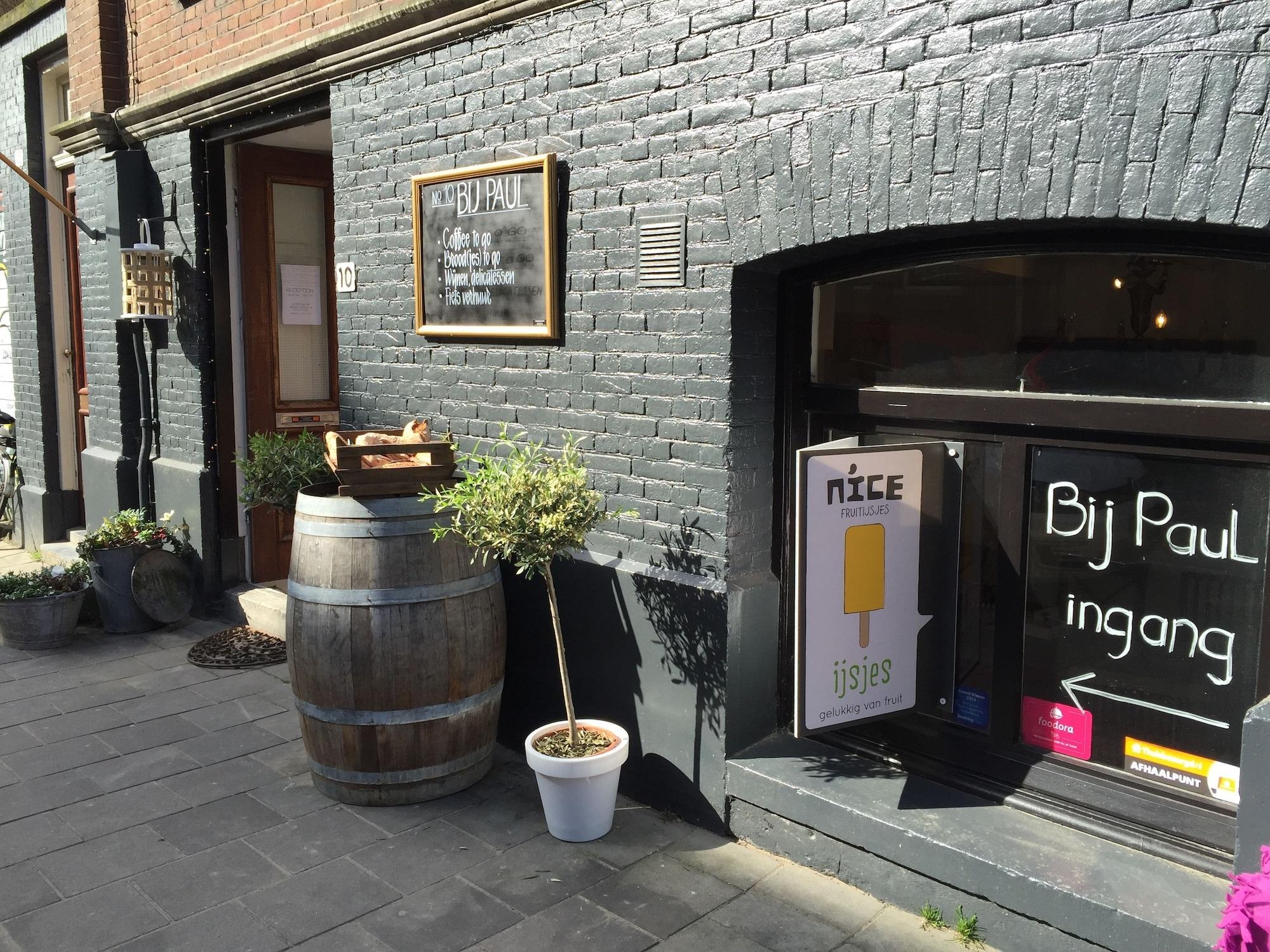 Nine-T-Teen Bed & Breakfast by null