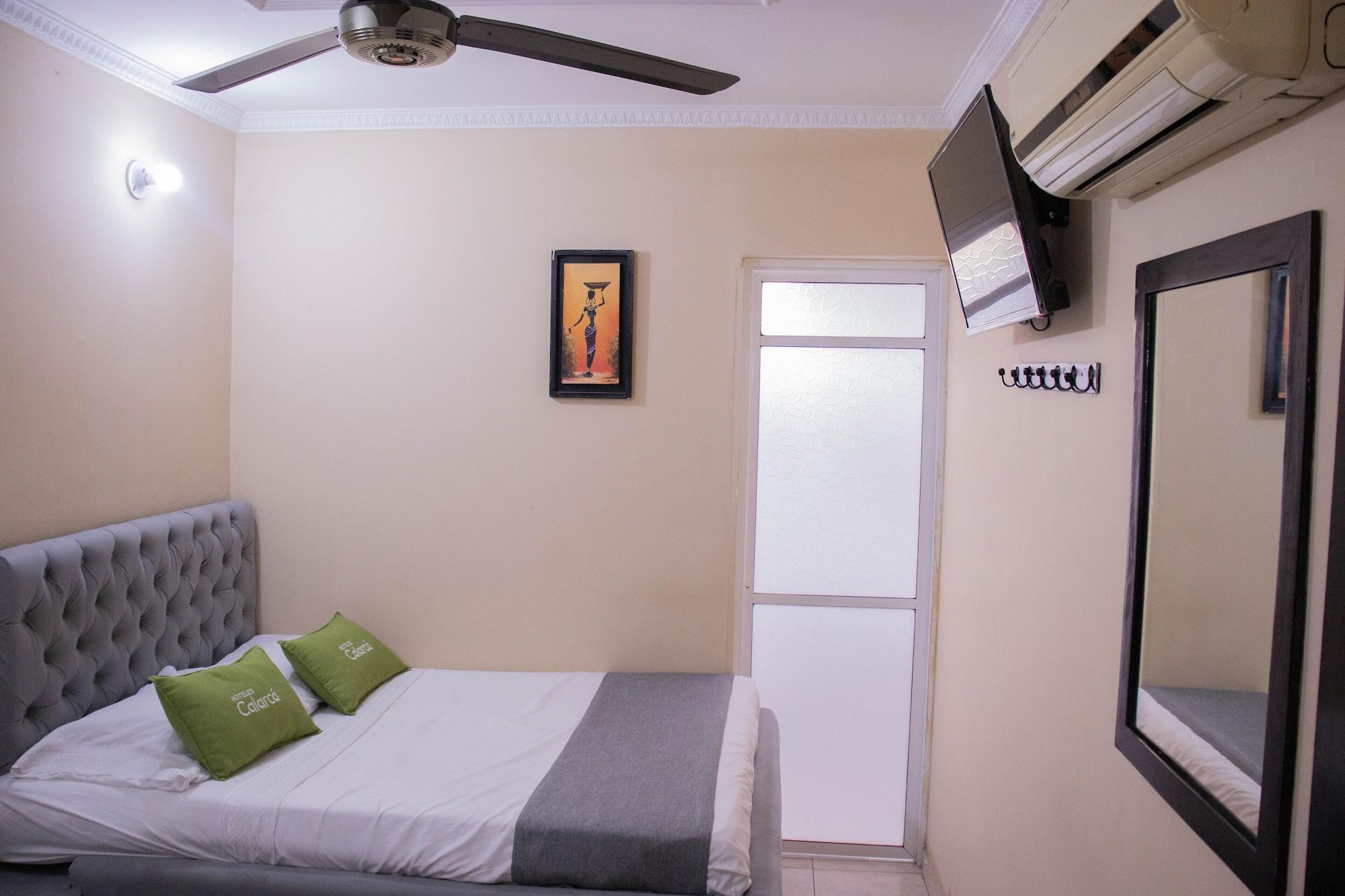 Hotel Calarca N2